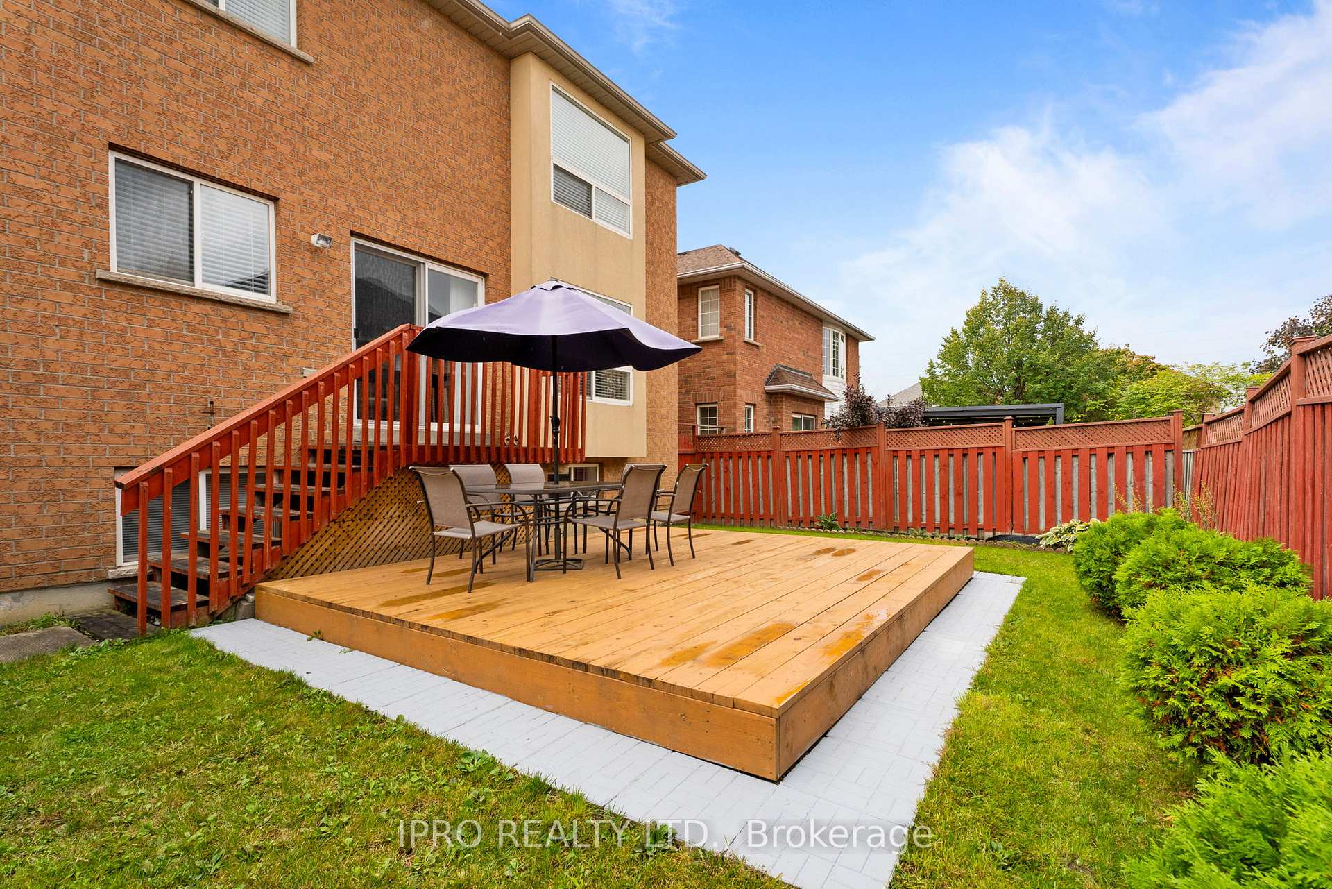 Photo 33 of 21 Brambirch Crescent, Brampton, Northwest Sandalwood Parkway — HOMEH