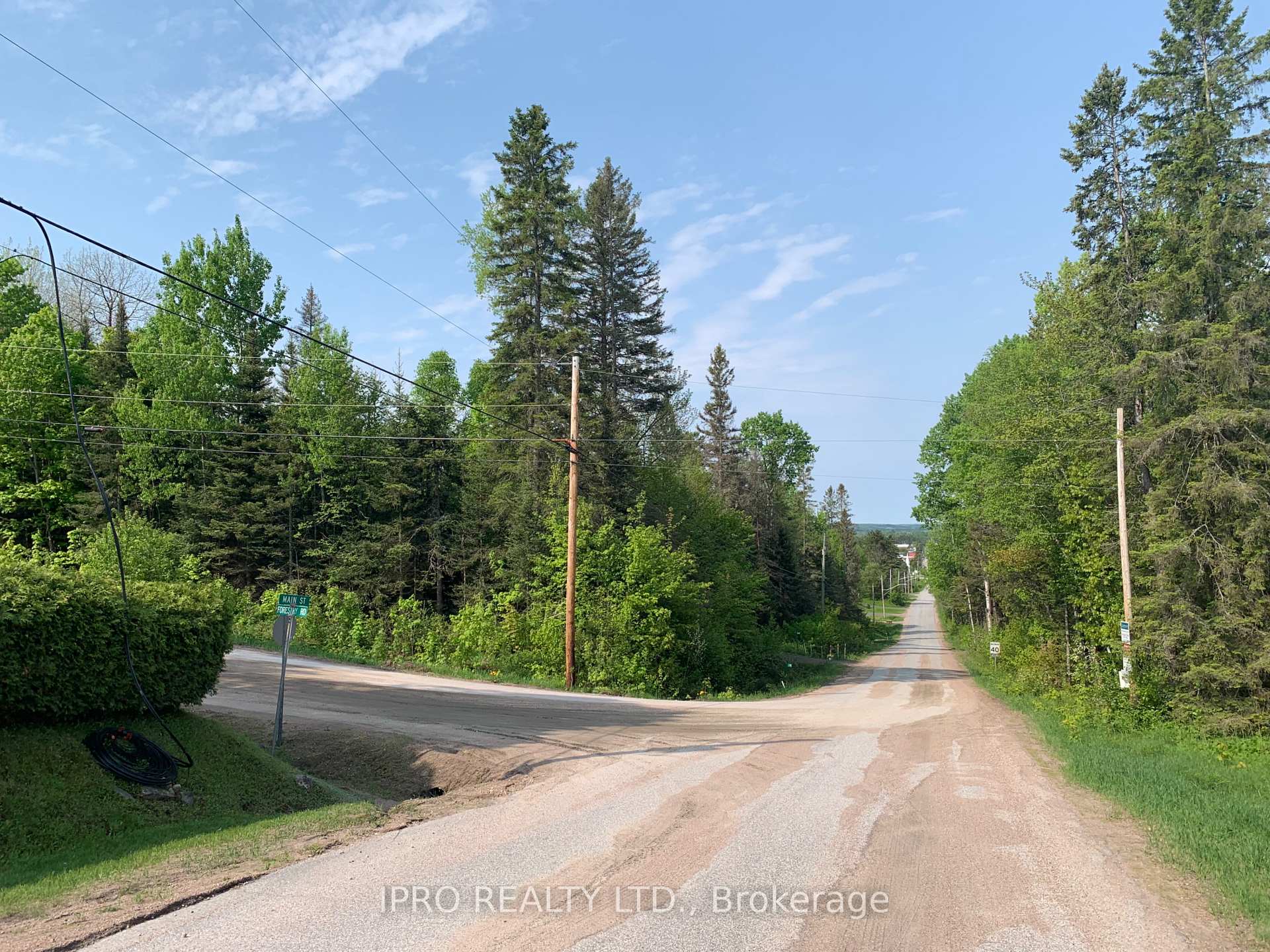 Photo 4 of 341 Main Street E, Powassan, Trout Creek — HOMEH