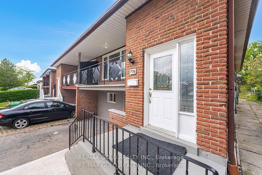Photo 33 of 774 Eaglemount Crescent, Mississauga, Erindale — HOMEH