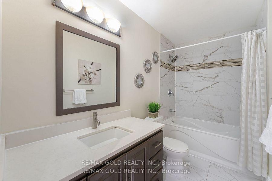 Photo 20 of 774 Eaglemount Crescent, Mississauga, Erindale — HOMEH