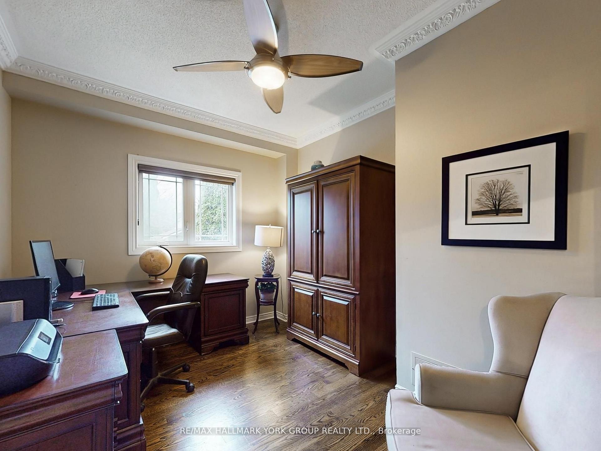 Photo 18 of 98 Ballymore Drive, Aurora, Bayview Wellington — HOMEH