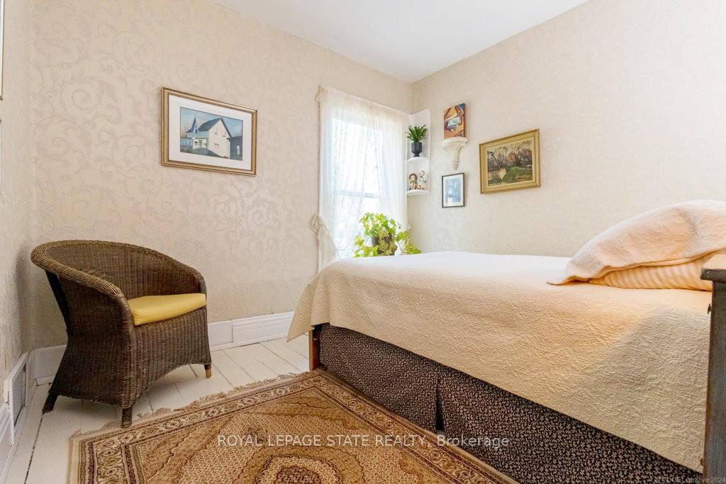 Photo 35 of 107 Augusta Street, Hamilton, Corktown — HOMEH