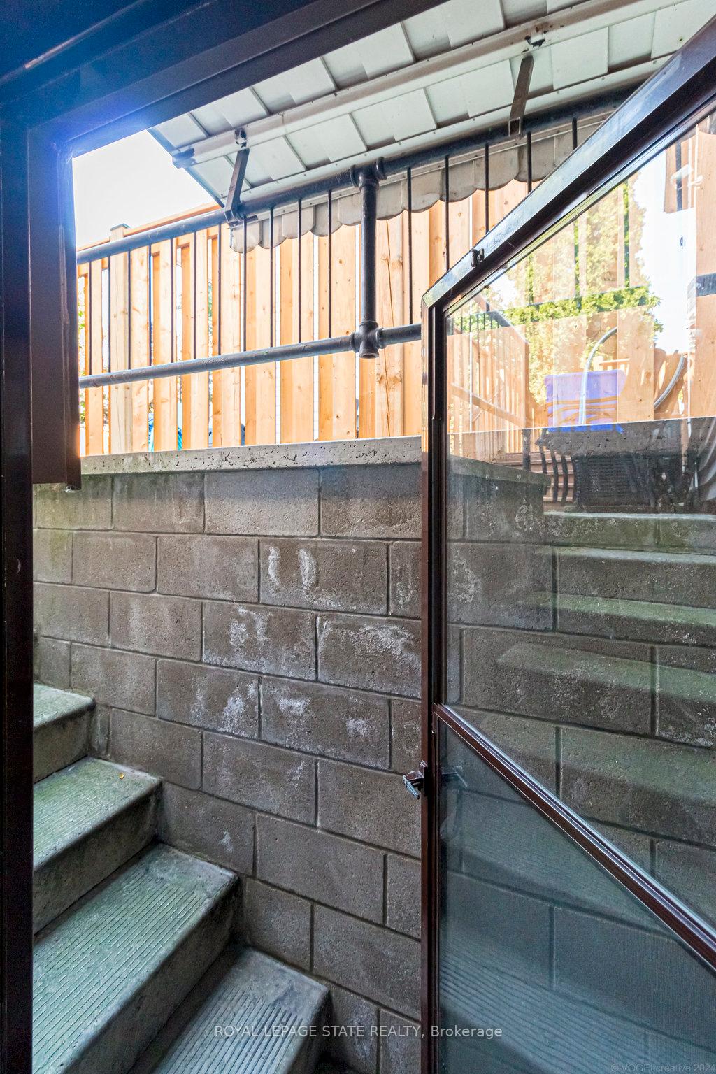 Photo 28 of 107 Augusta Street, Hamilton, Corktown — HOMEH