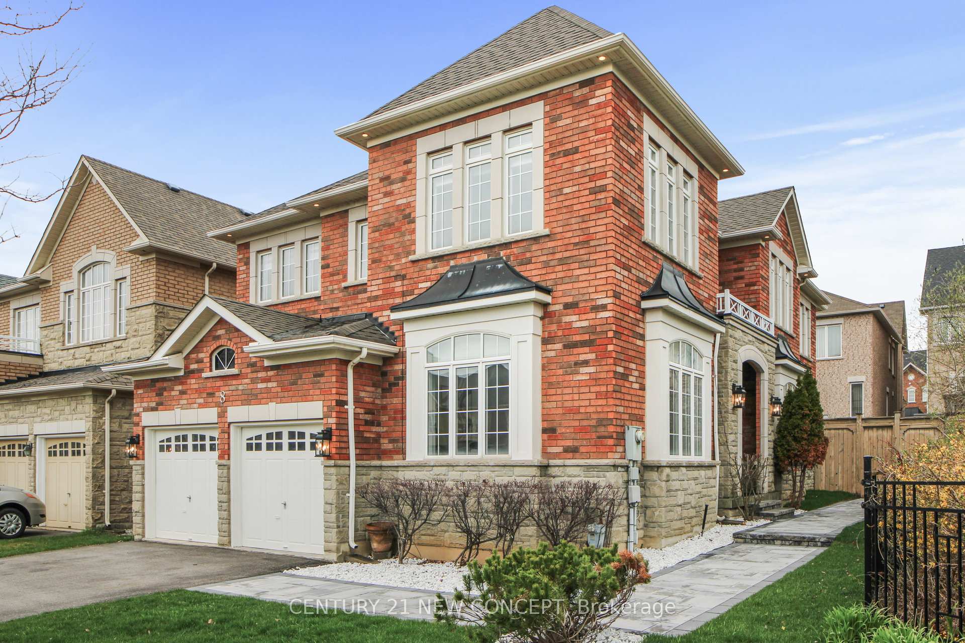 Front of 8 Valley Vista Drive