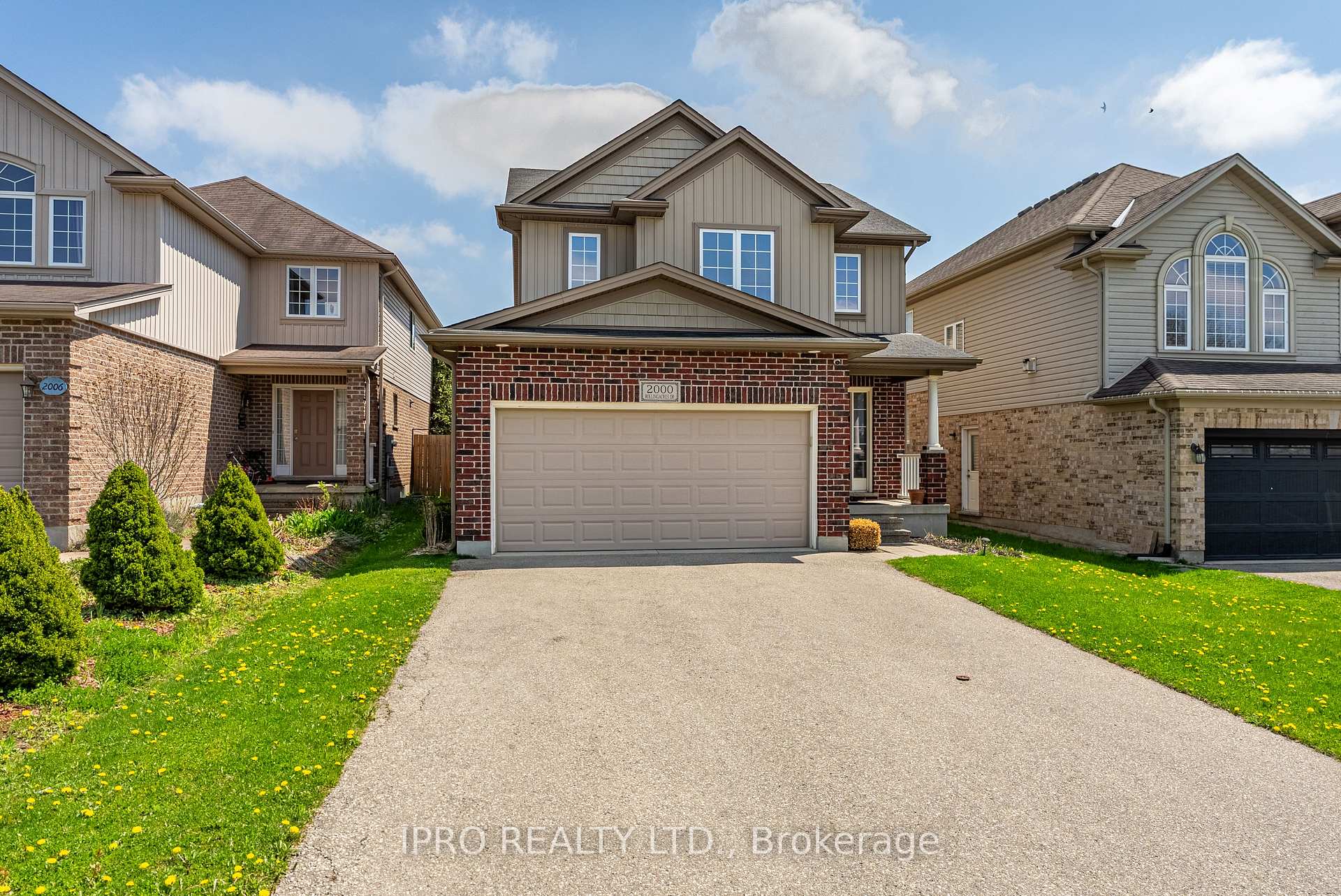 Photo 1 of 2000 Rollingacres Drive, London, North C — HOMEH