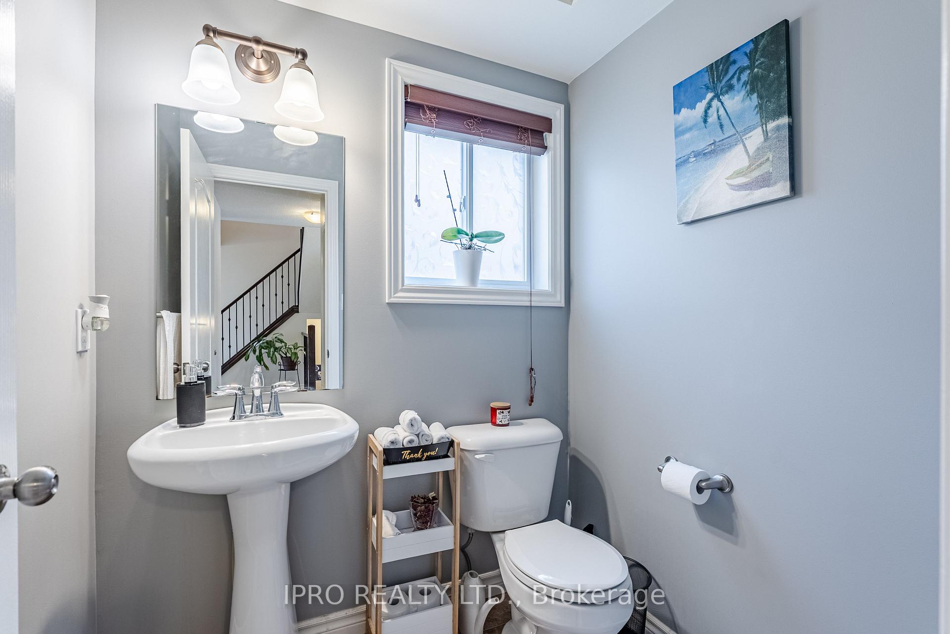 Photo 7 of 2000 Rollingacres Drive, London, North C — HOMEH
