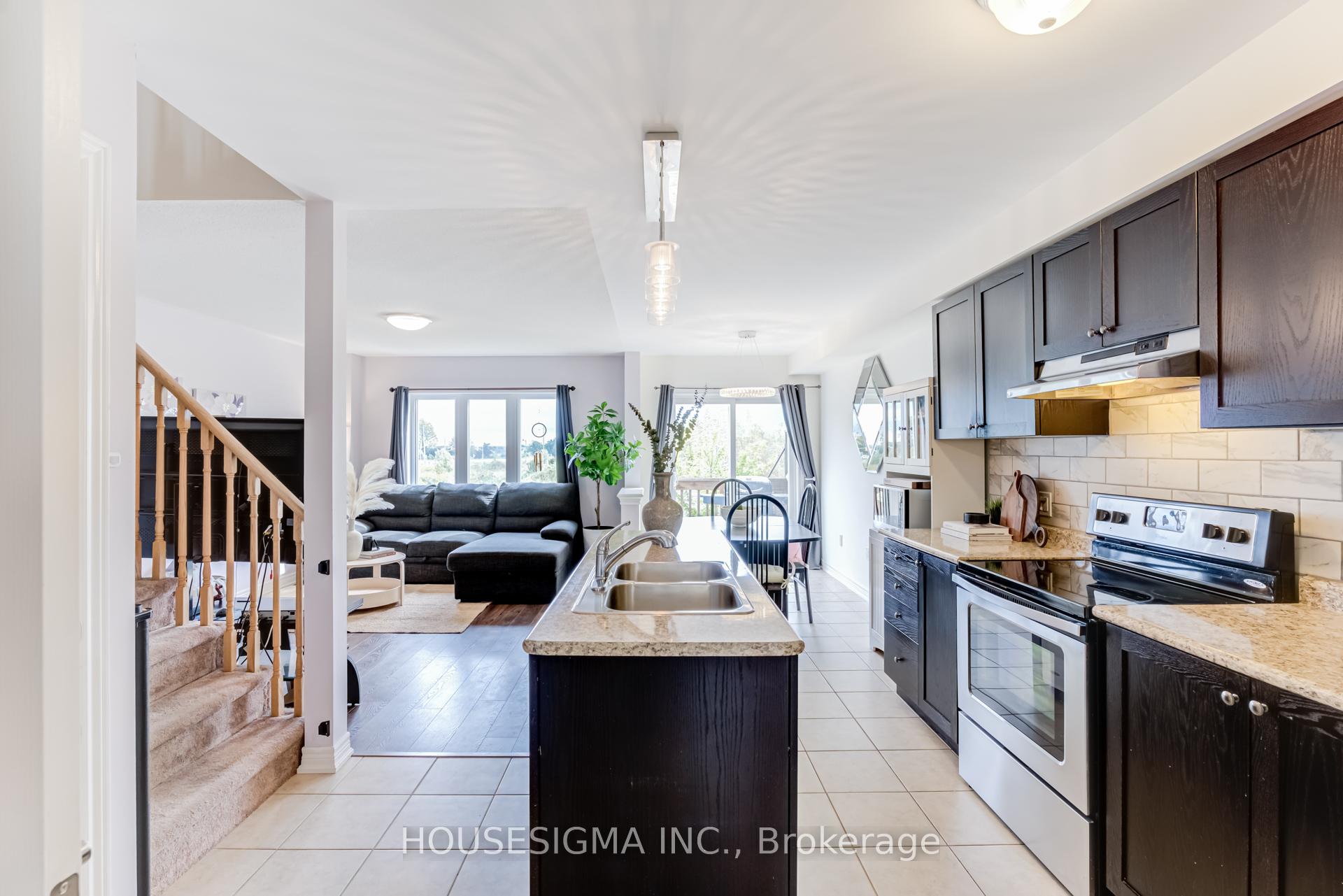 Photo 4 of 736 Cook Crescent, Shelburne — HOMEH