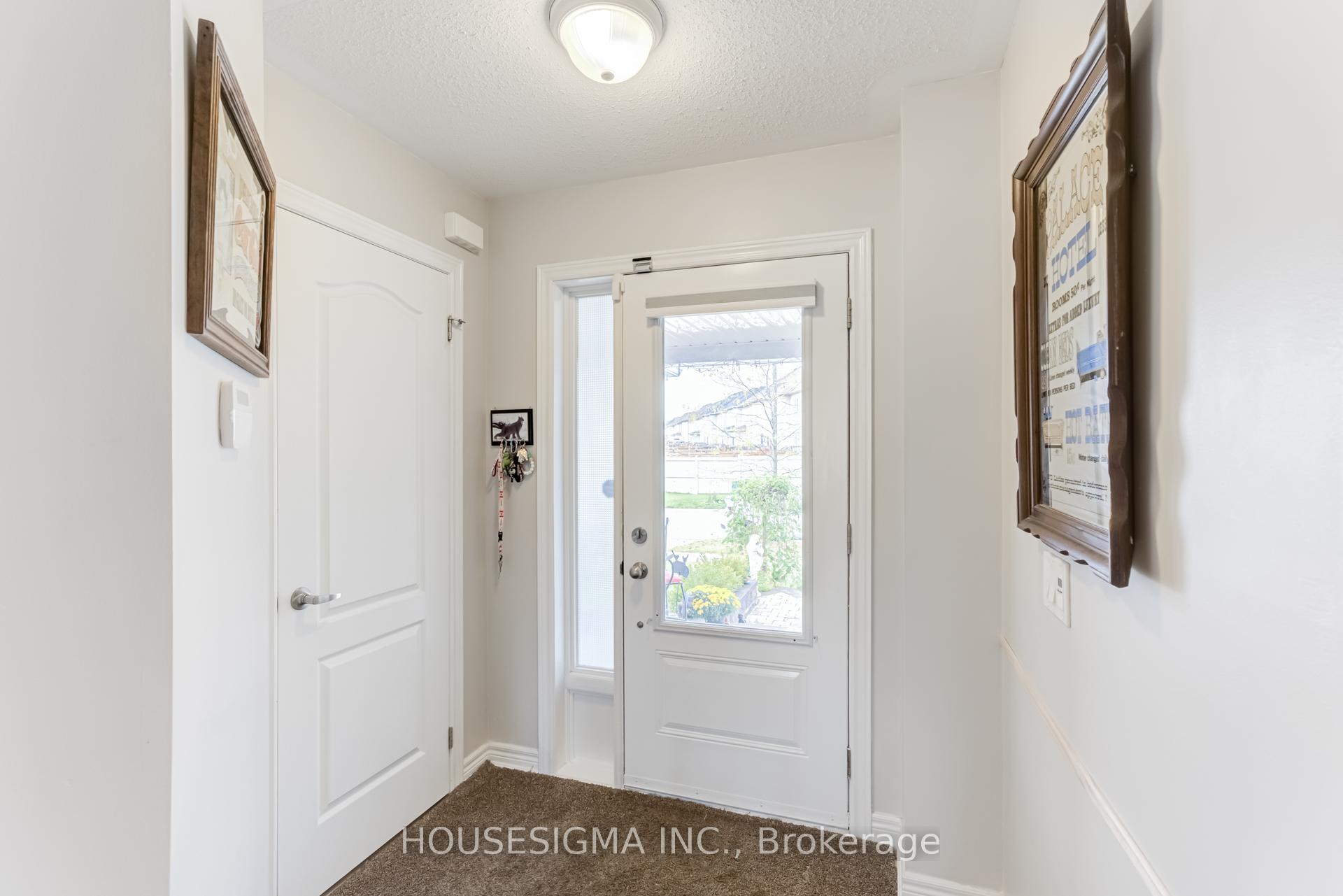 Photo 12 of 736 Cook Crescent, Shelburne — HOMEH