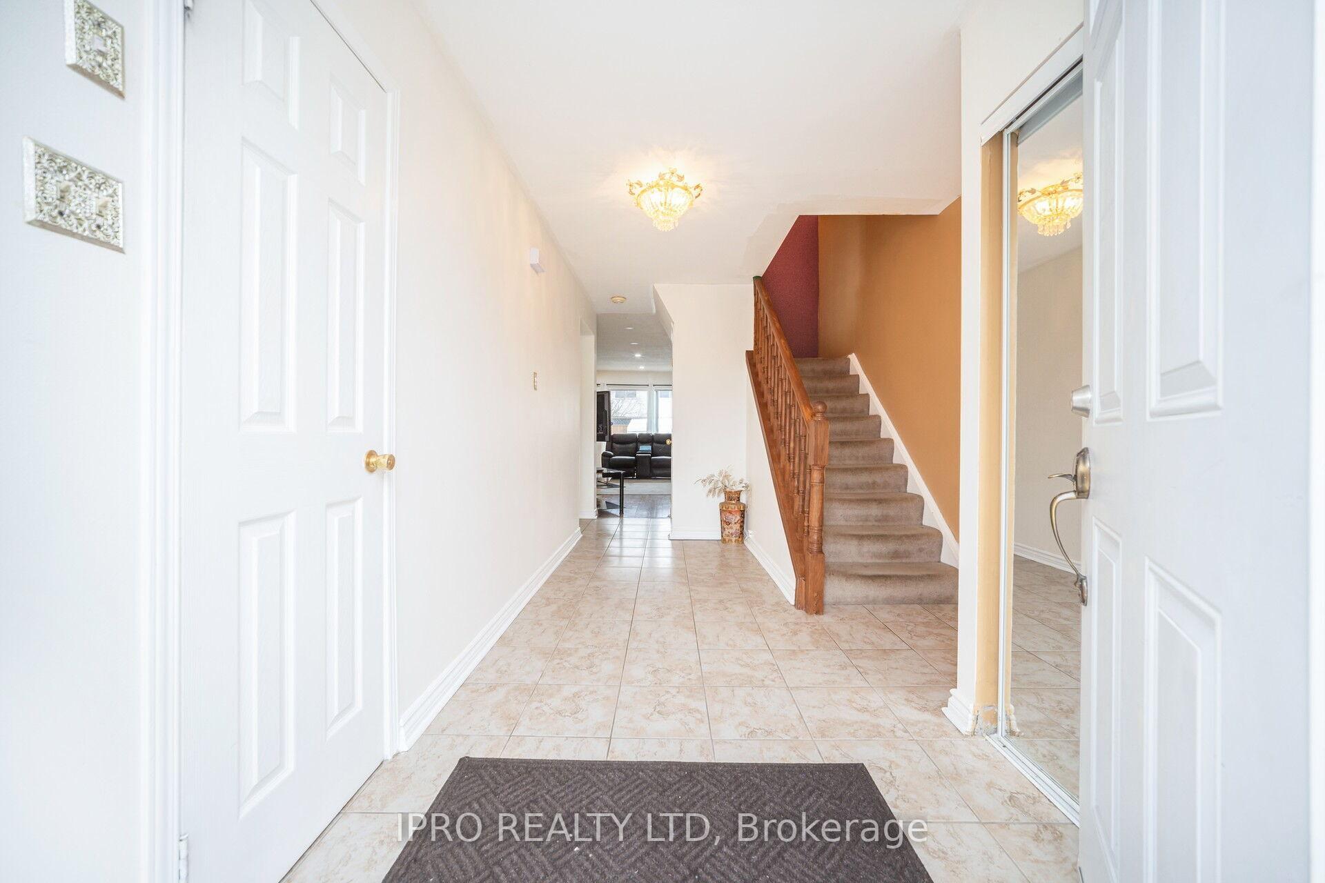 Photo 14 of 130 Skegby Road, Brampton, Brampton North — HOMEH