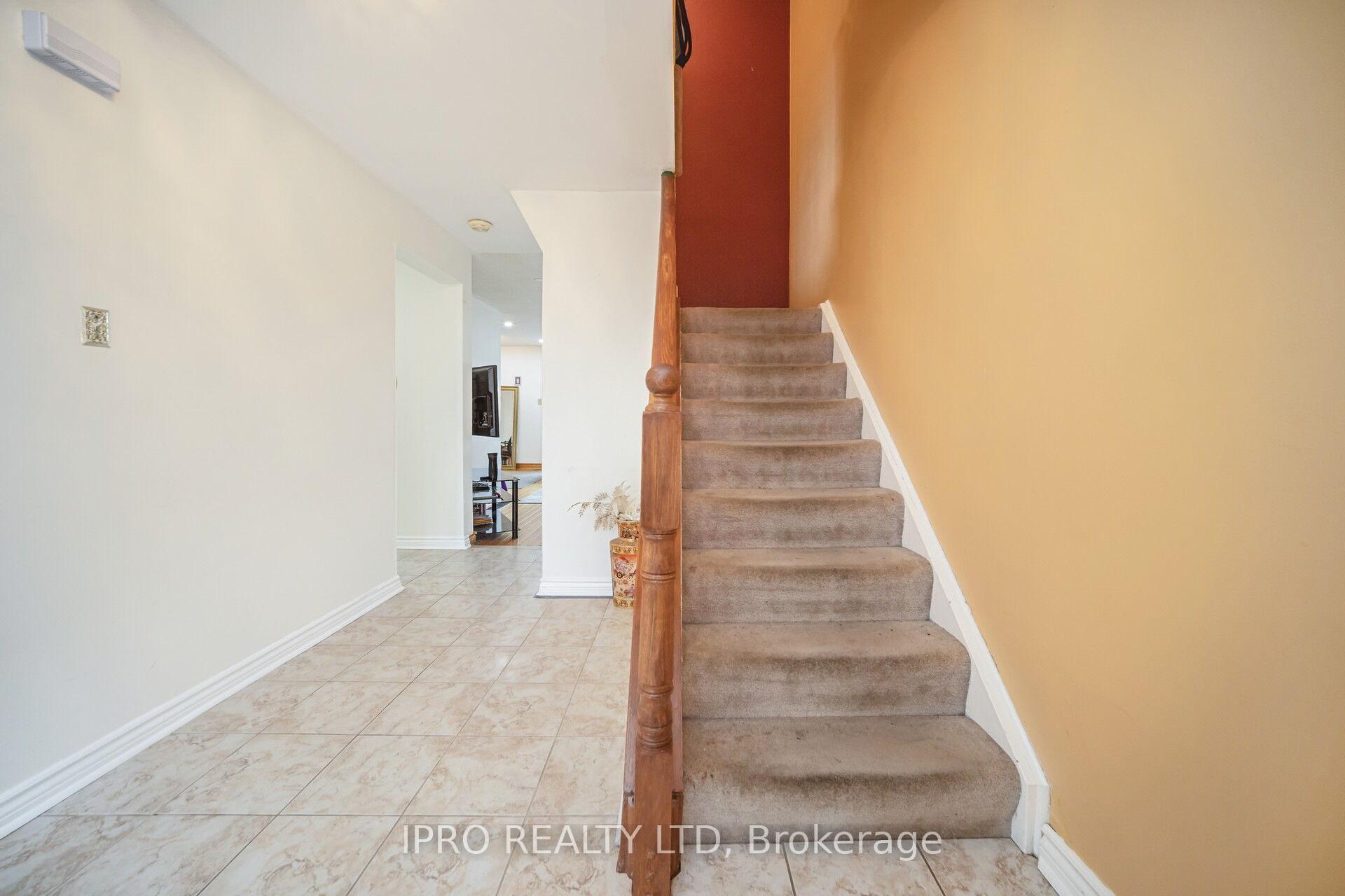 Photo 16 of 130 Skegby Road, Brampton, Brampton North — HOMEH