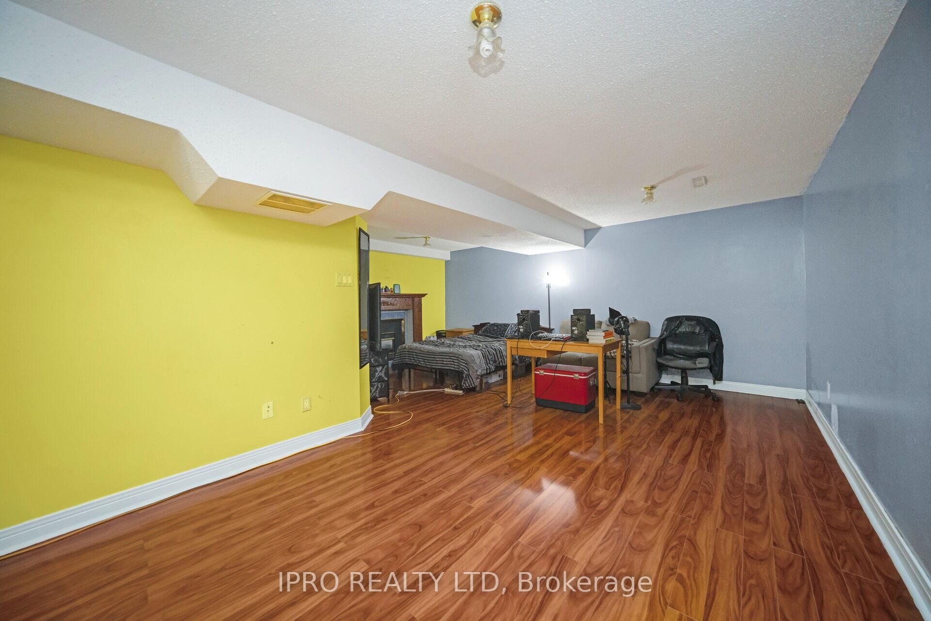 Photo 38 of 130 Skegby Road, Brampton, Brampton North — HOMEH