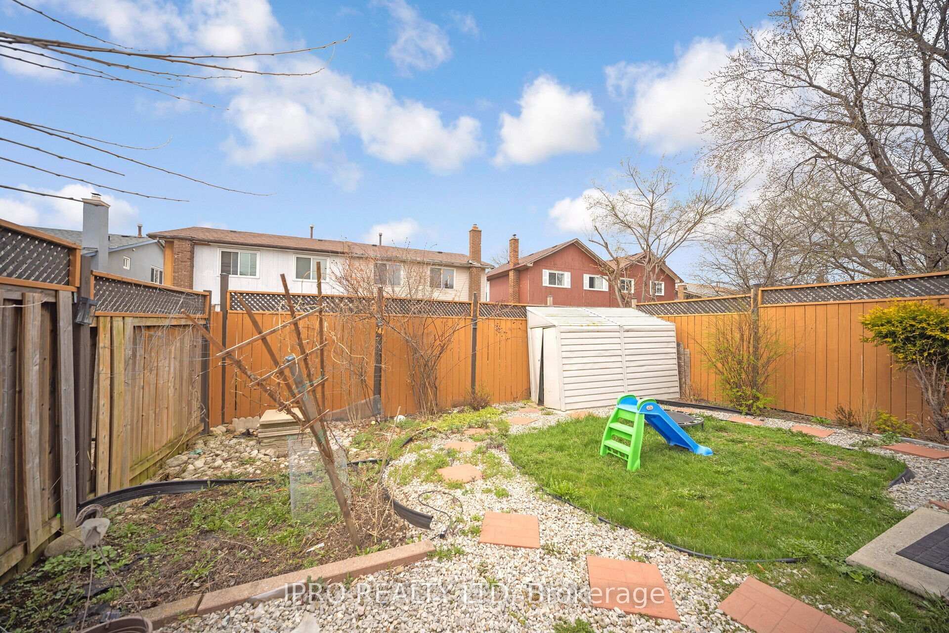 Photo 47 of 130 Skegby Road, Brampton, Brampton North — HOMEH