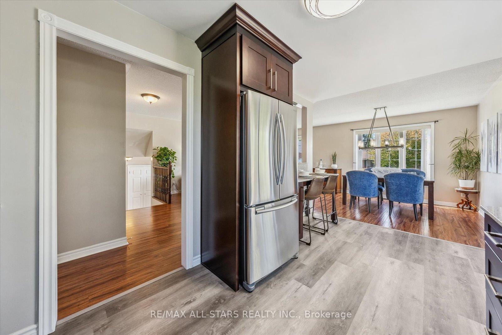 Photo 13 of 54 Marlow Circle, Springwater, Hillsdale — HOMEH