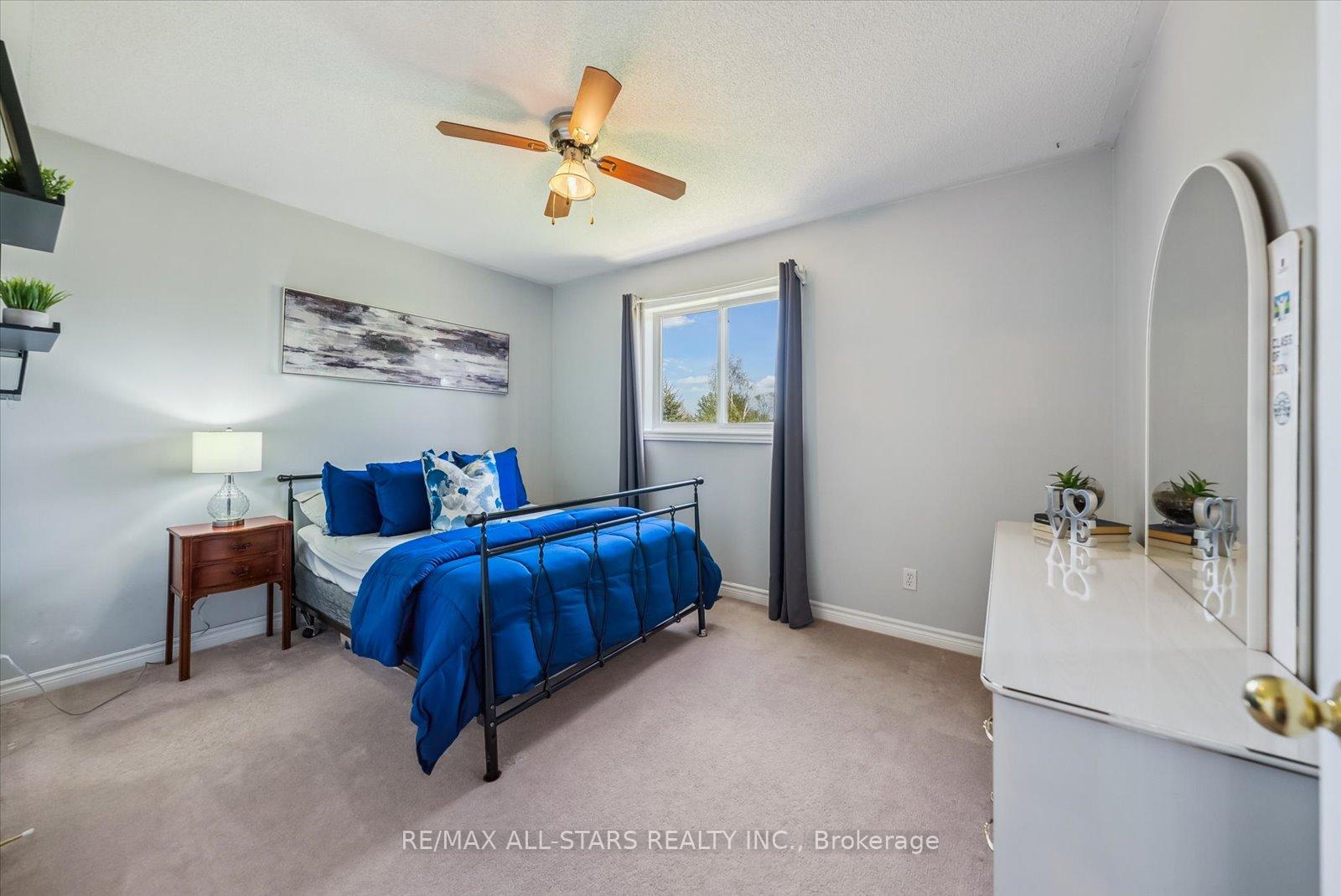 Photo 17 of 54 Marlow Circle, Springwater, Hillsdale — HOMEH