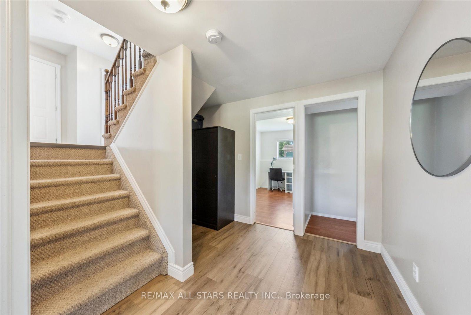 Photo 26 of 54 Marlow Circle, Springwater, Hillsdale — HOMEH