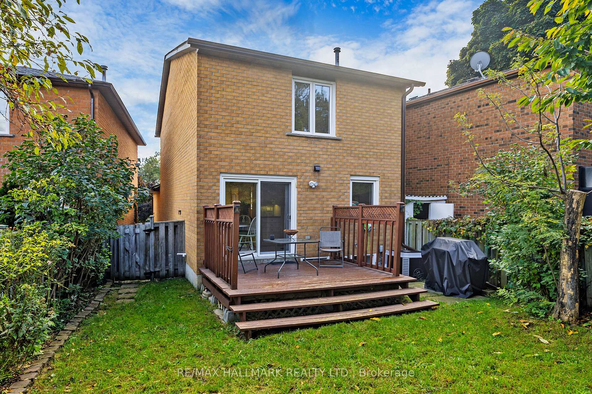 Photo 30 of 38 Rejane Crescent, Vaughan, Crestwood-Springfarm-Yorkhill — HOMEH