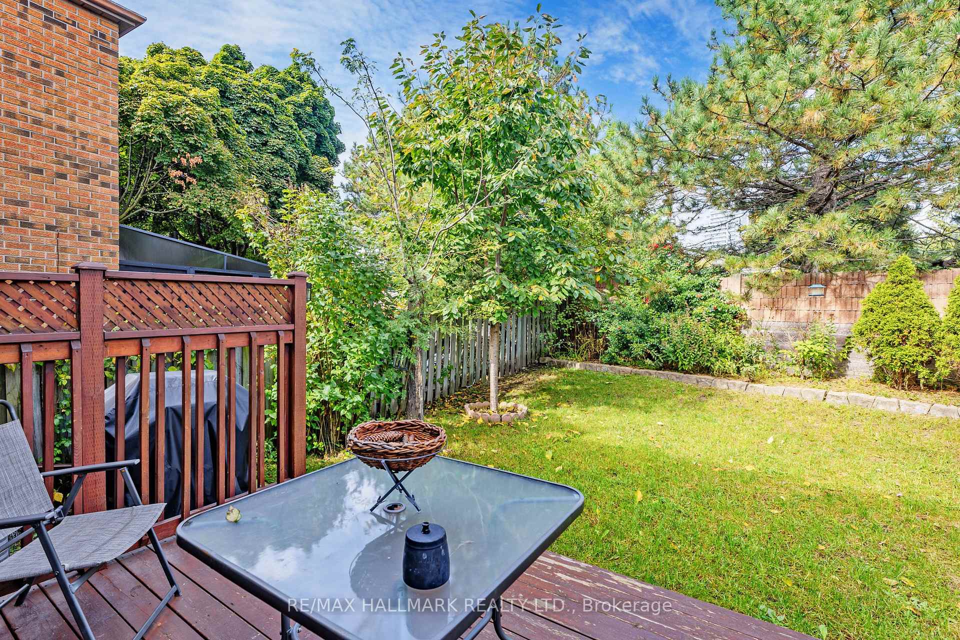 Photo 34 of 38 Rejane Crescent, Vaughan, Crestwood-Springfarm-Yorkhill — HOMEH