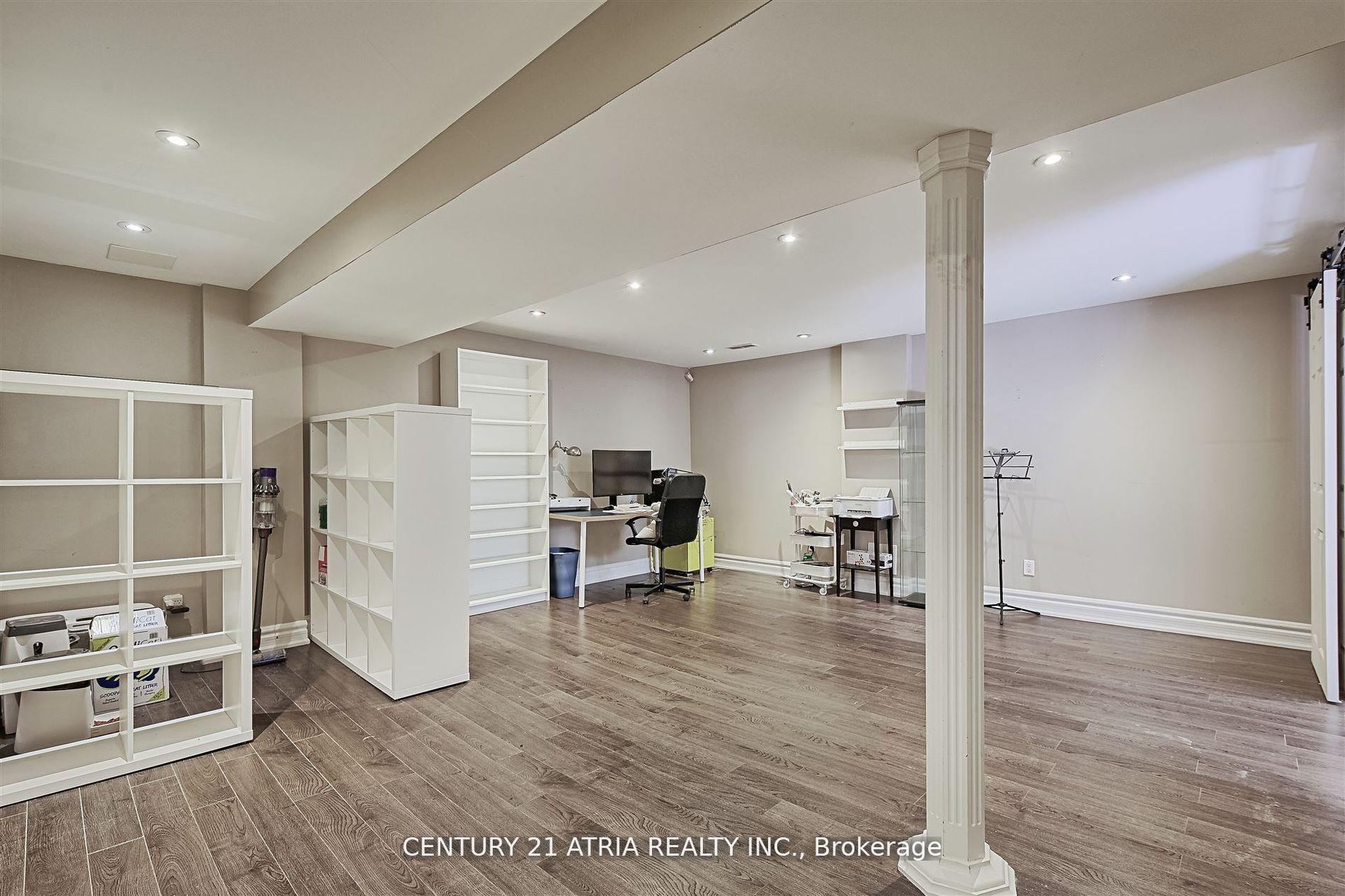 Photo 20 of 41 Pringle Avenue, Markham, Markham Village — HOMEH