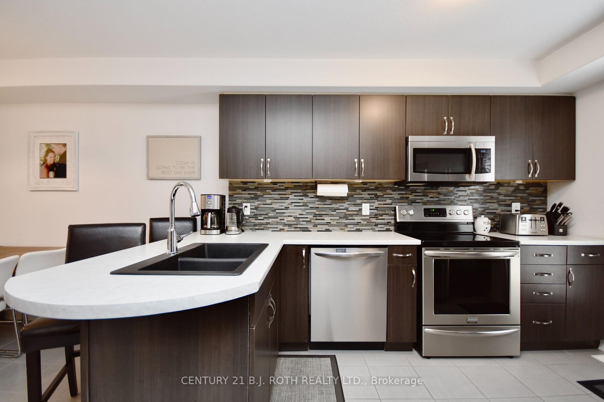 Photo 17 of 1025 Cook Drive, Midland — HOMEH