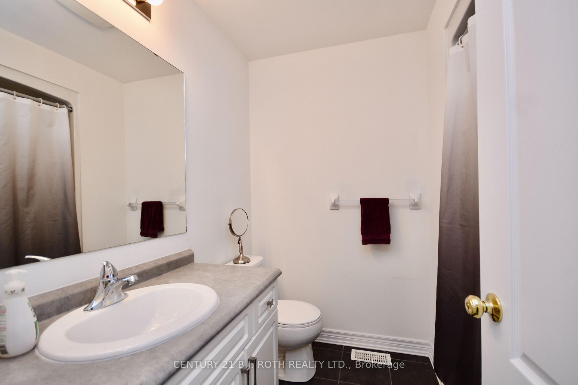 Photo 11 of 1025 Cook Drive, Midland — HOMEH
