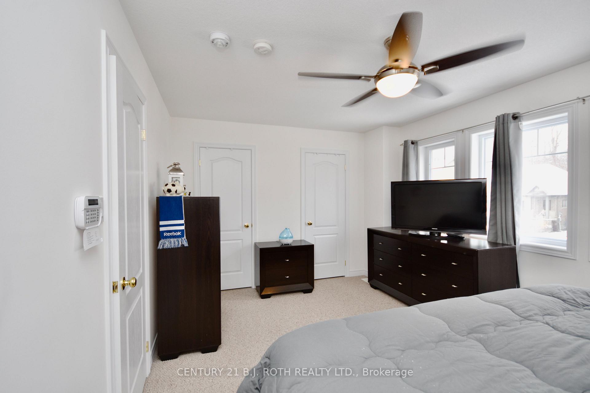 Photo 13 of 1025 Cook Drive, Midland — HOMEH