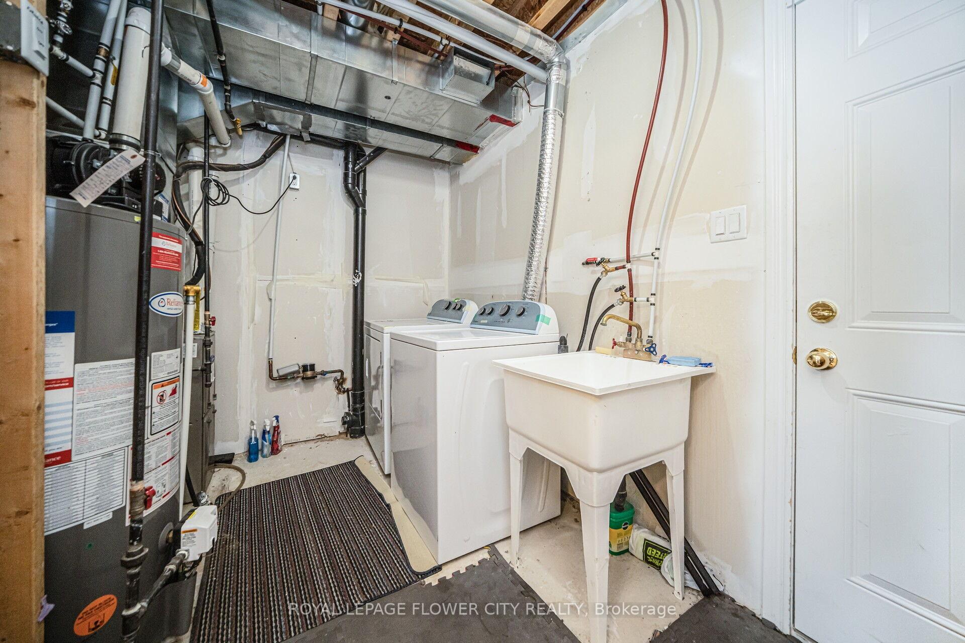 Photo 48 of 82 Magdalene Crescent, Brampton, Heart Lake East — HOMEH