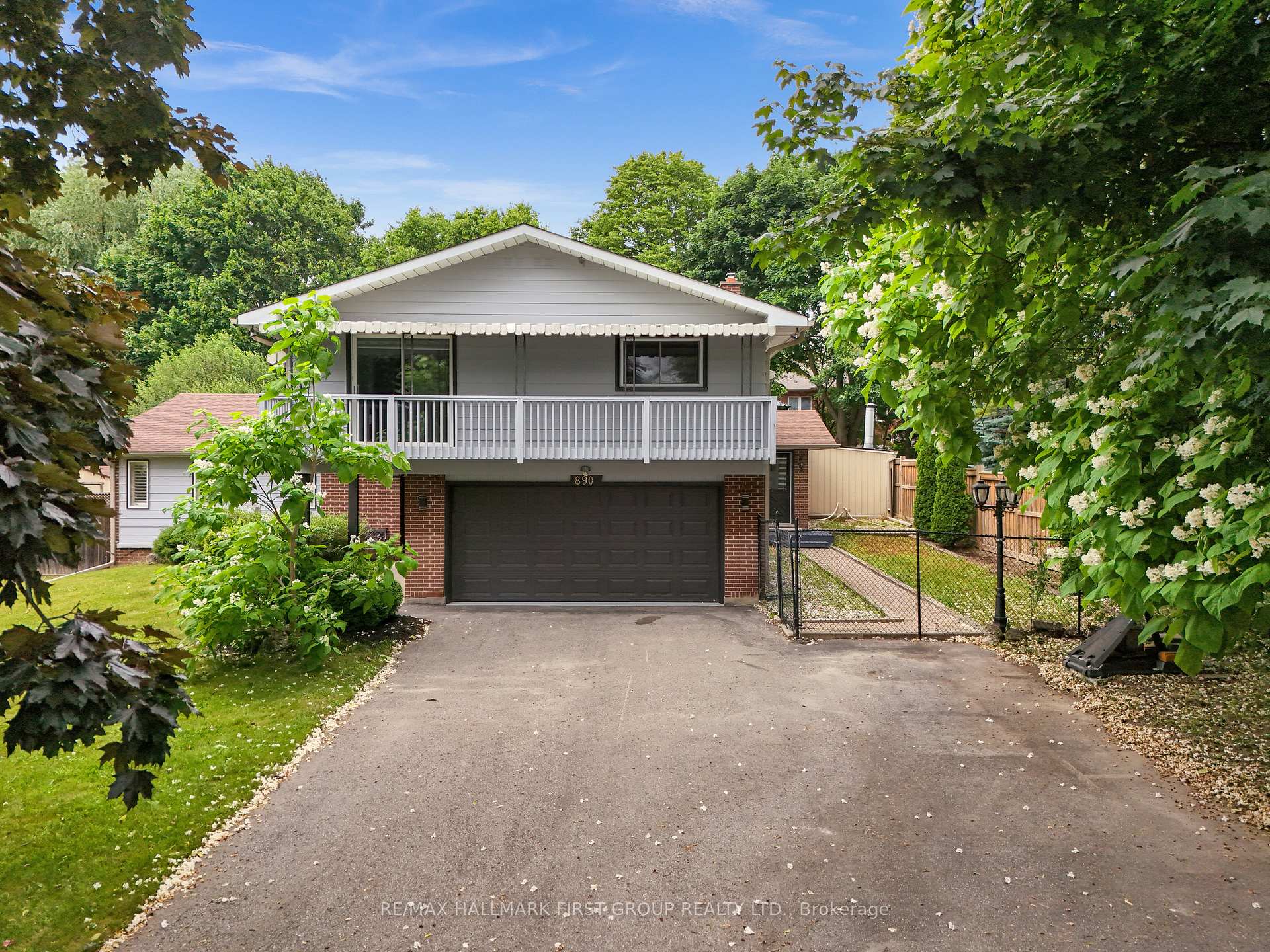 Front of 890 Briarwood Drive