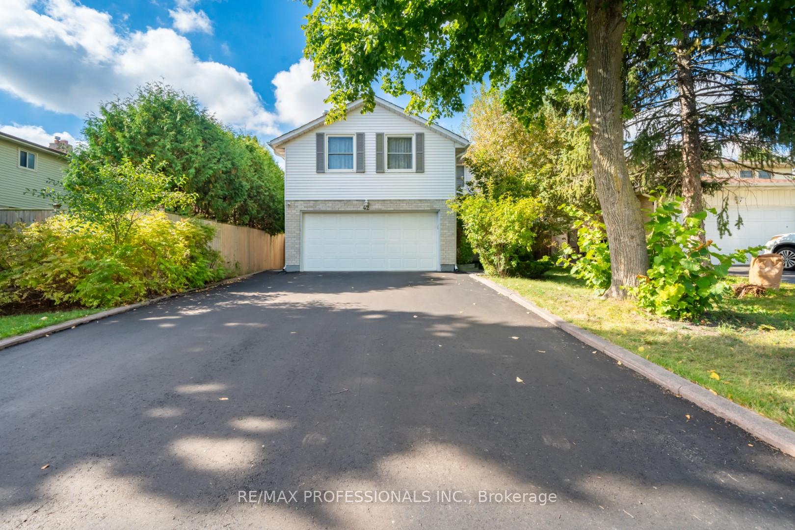 Photo 1 of 42 Reynier Drive, Brampton, Heart Lake East — HOMEH
