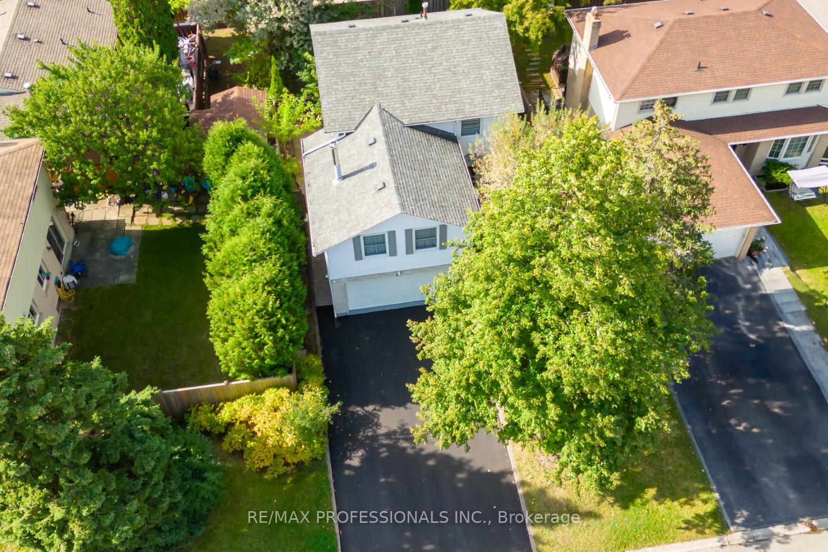 Photo 26 of 42 Reynier Drive, Brampton, Heart Lake East — HOMEH