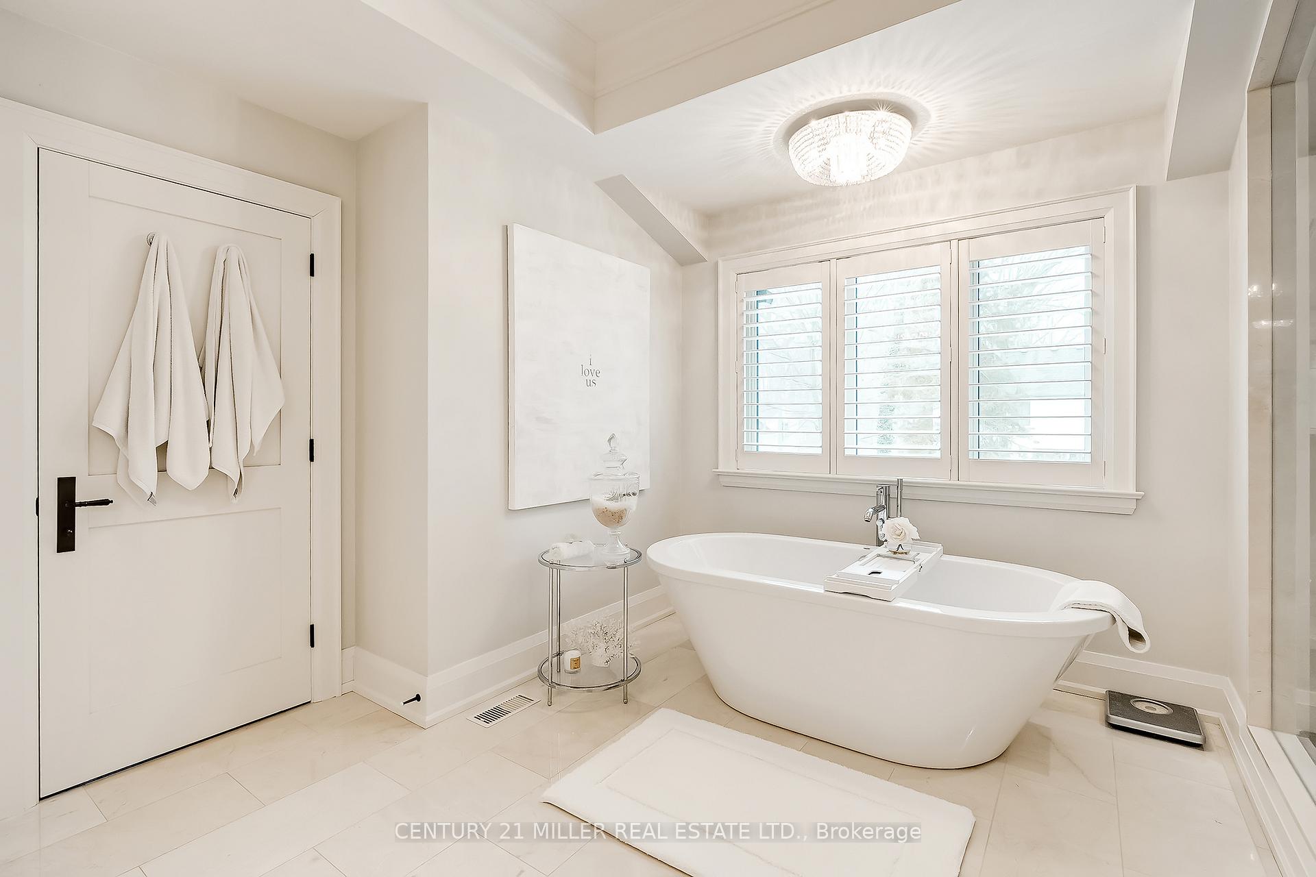 Photo 20 of 1369 Wilson Avenue, Mississauga, Mineola — HOMEH