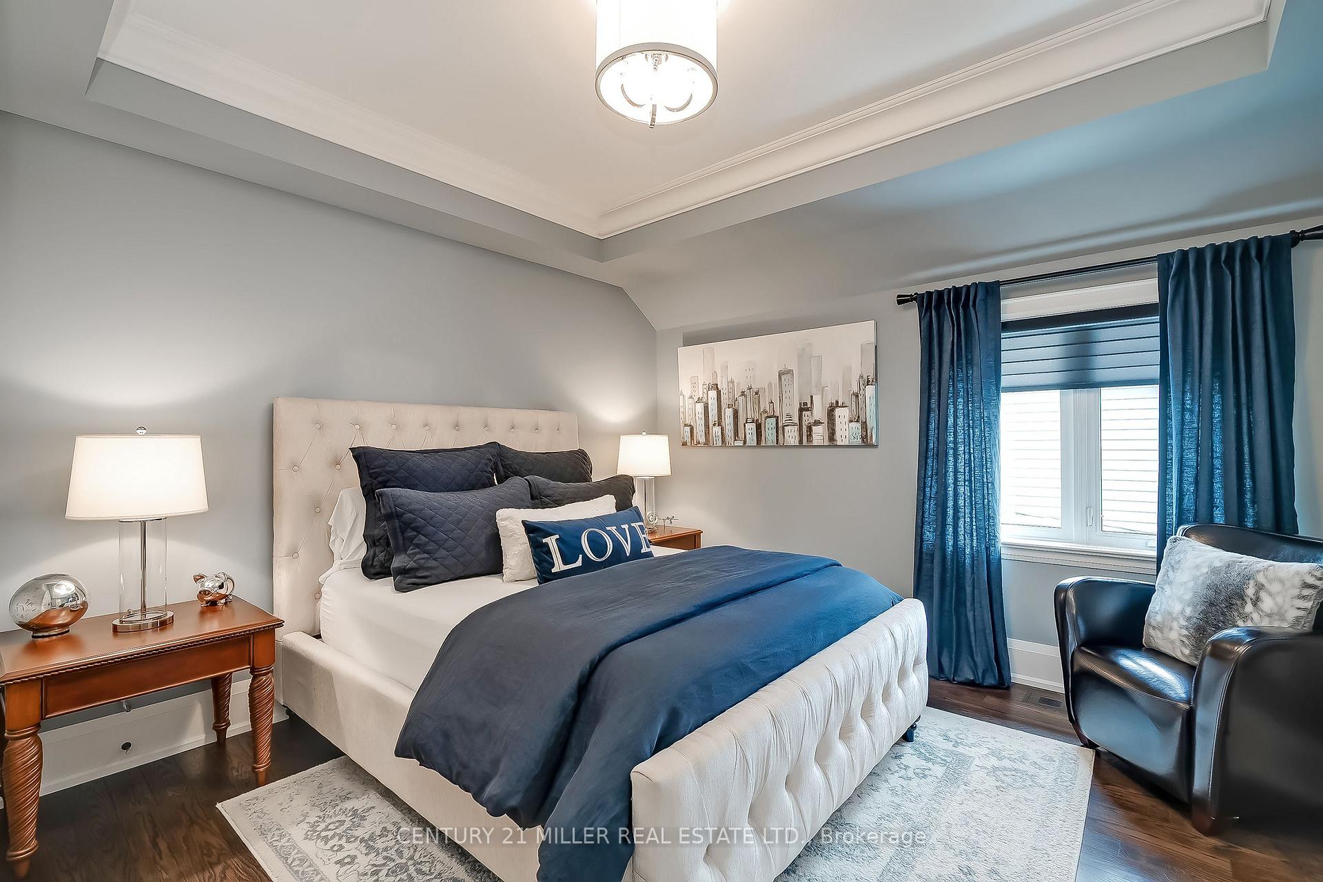 Photo 17 of 1369 Wilson Avenue, Mississauga, Mineola — HOMEH