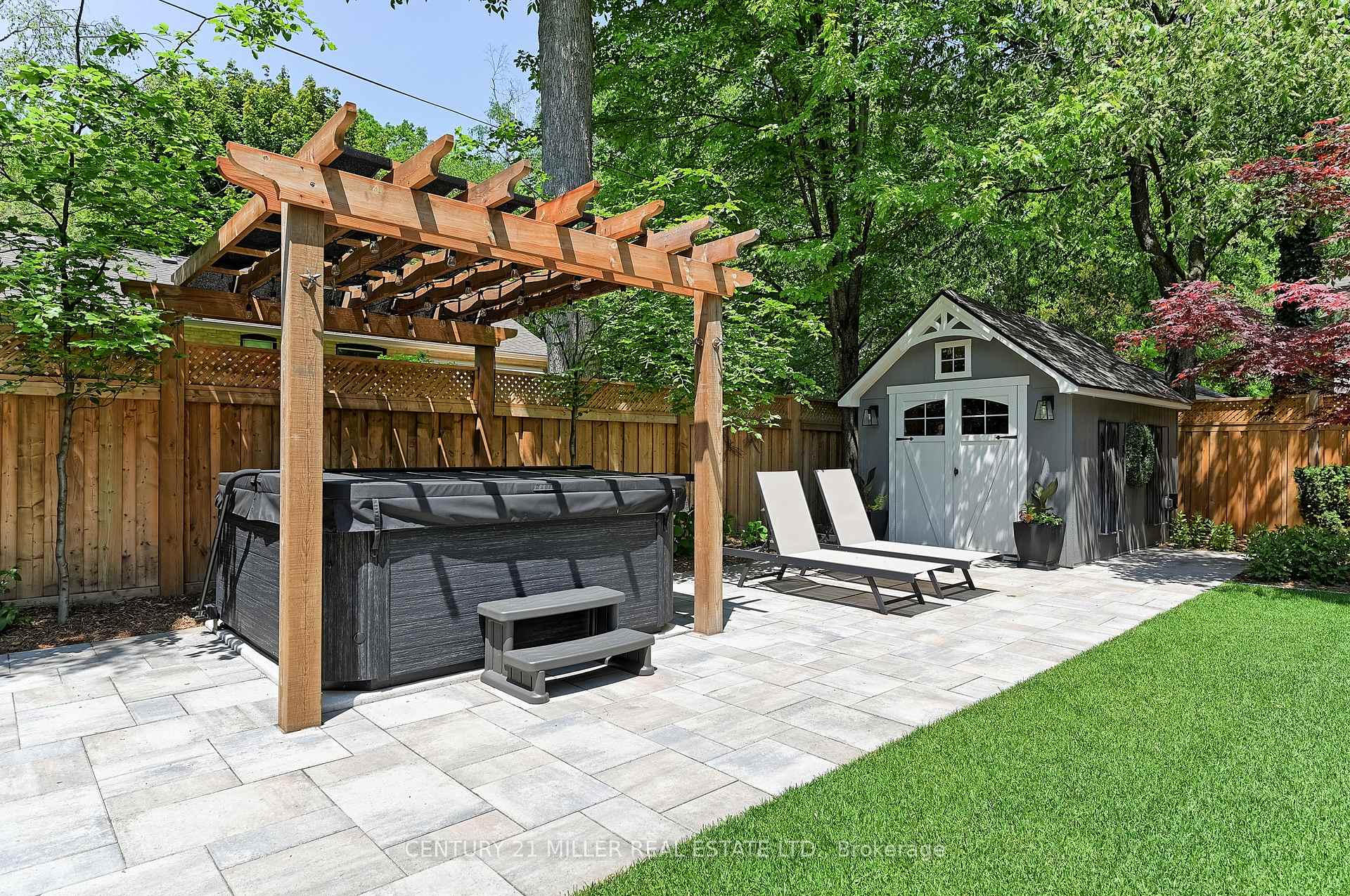 Photo 33 of 1369 Wilson Avenue, Mississauga, Mineola — HOMEH
