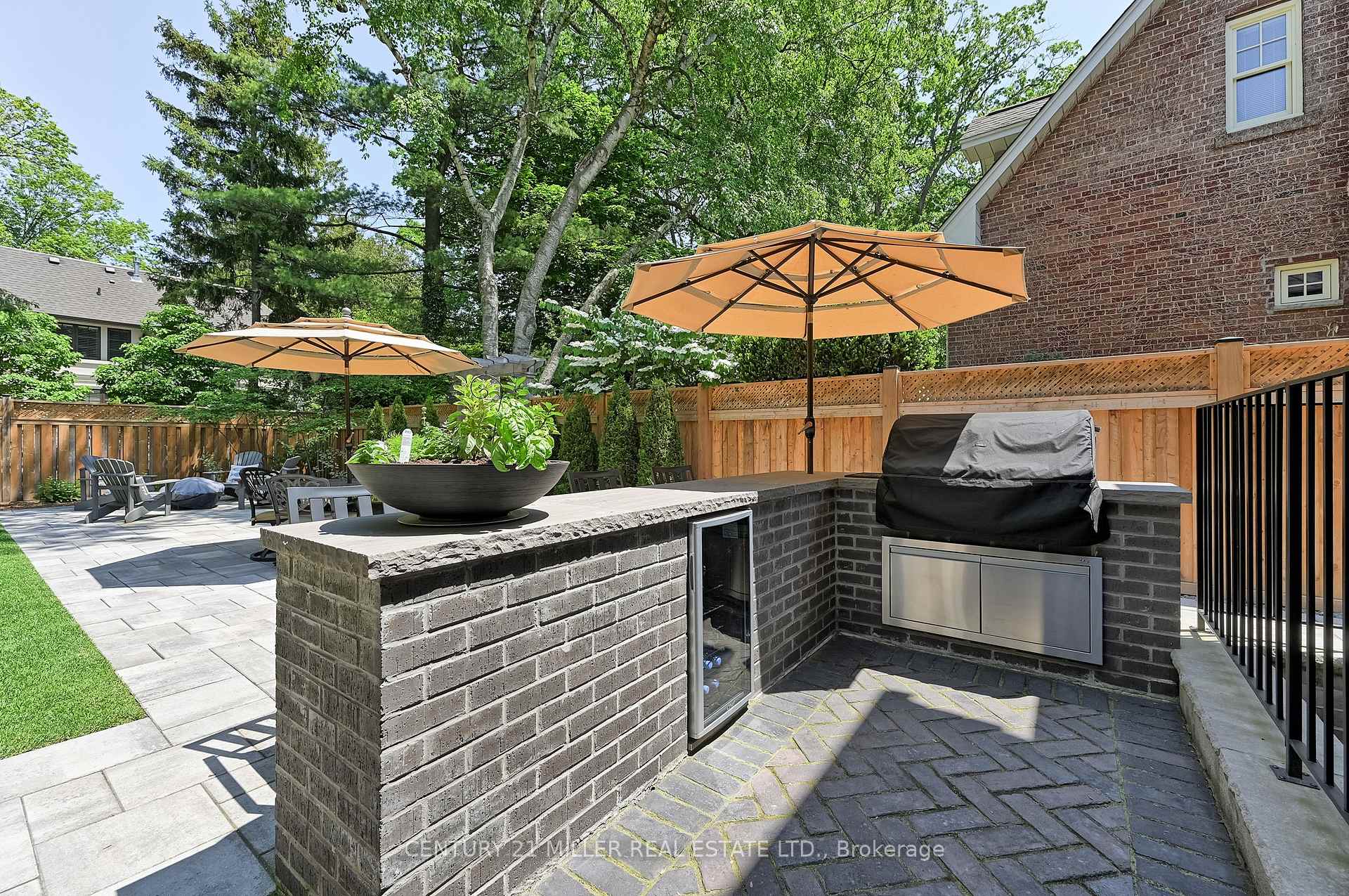 Photo 39 of 1369 Wilson Avenue, Mississauga, Mineola — HOMEH