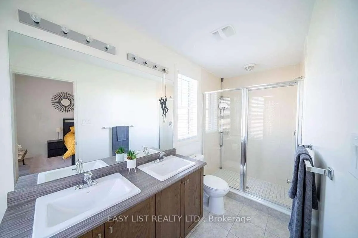 Photo 24 of 49 Prince William Boulevard, Clarington, Bowmanville — HOMEH