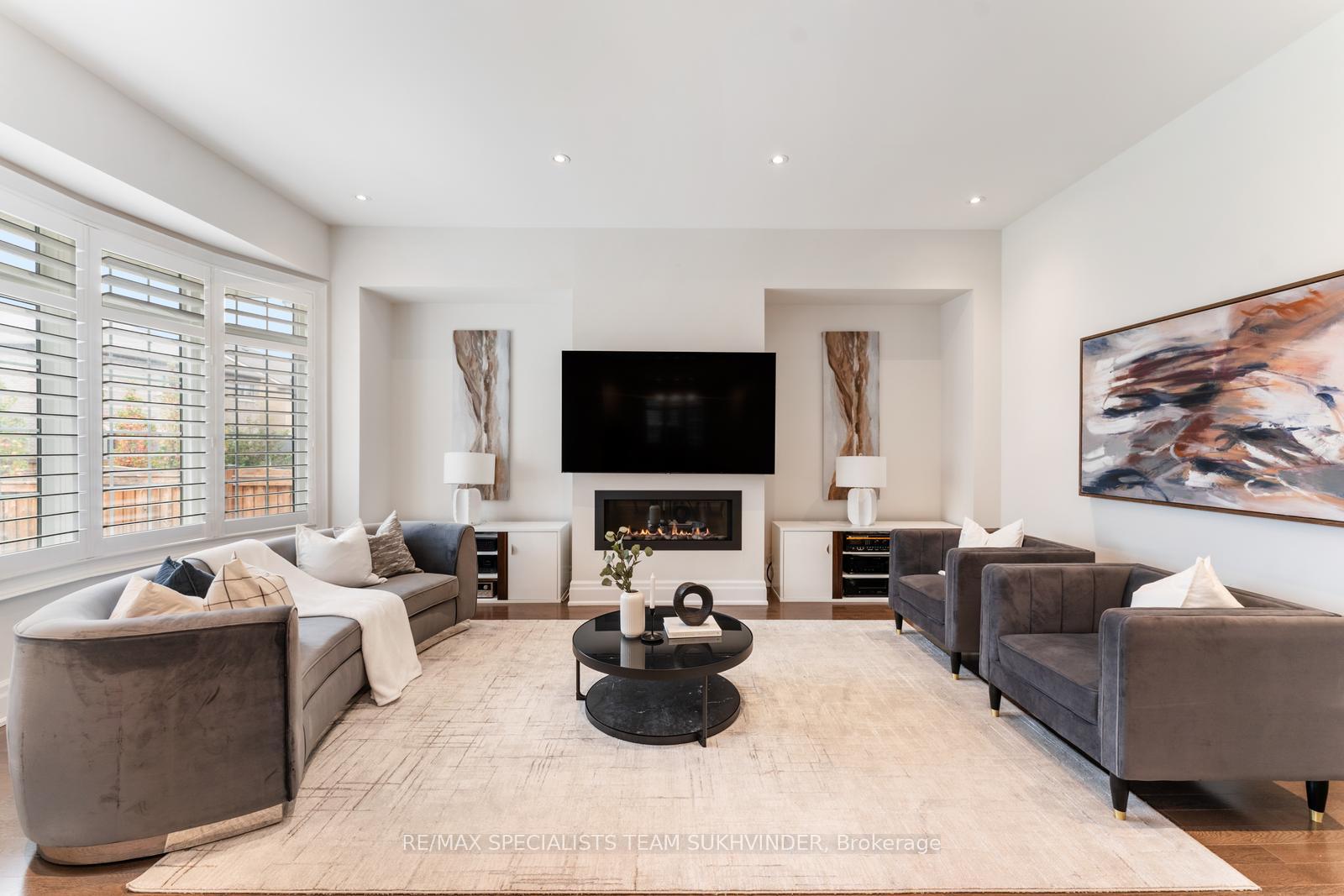 Photo 10 of 26 Evermeek Road, Brampton, Toronto Gore Rural Estate — HOMEH