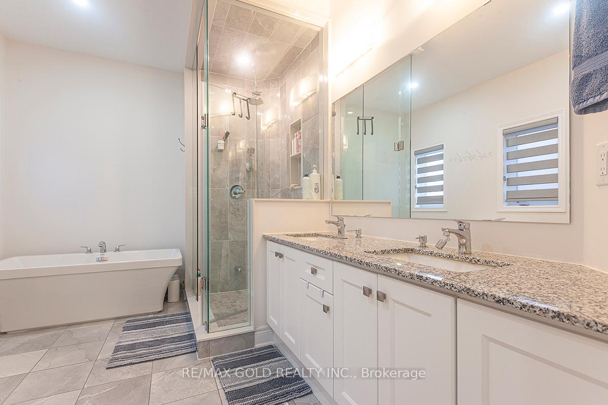 Photo 25 of 29 Michener Drive, Brampton, Sandringham-Wellington North — HOMEH