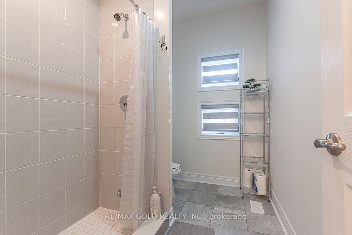 Photo 23 of 29 Michener Drive, Brampton, Sandringham-Wellington North — HOMEH