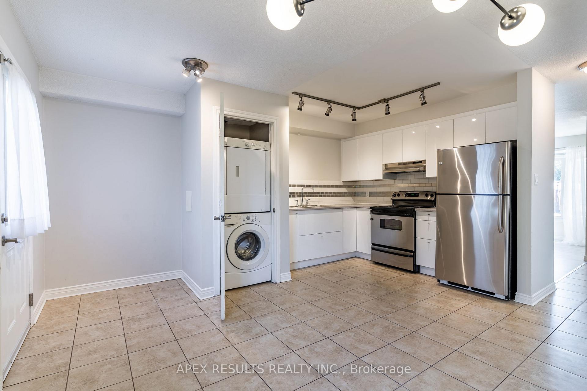 Photo 11 of 563 James Street N, Hamilton, North End — HOMEH