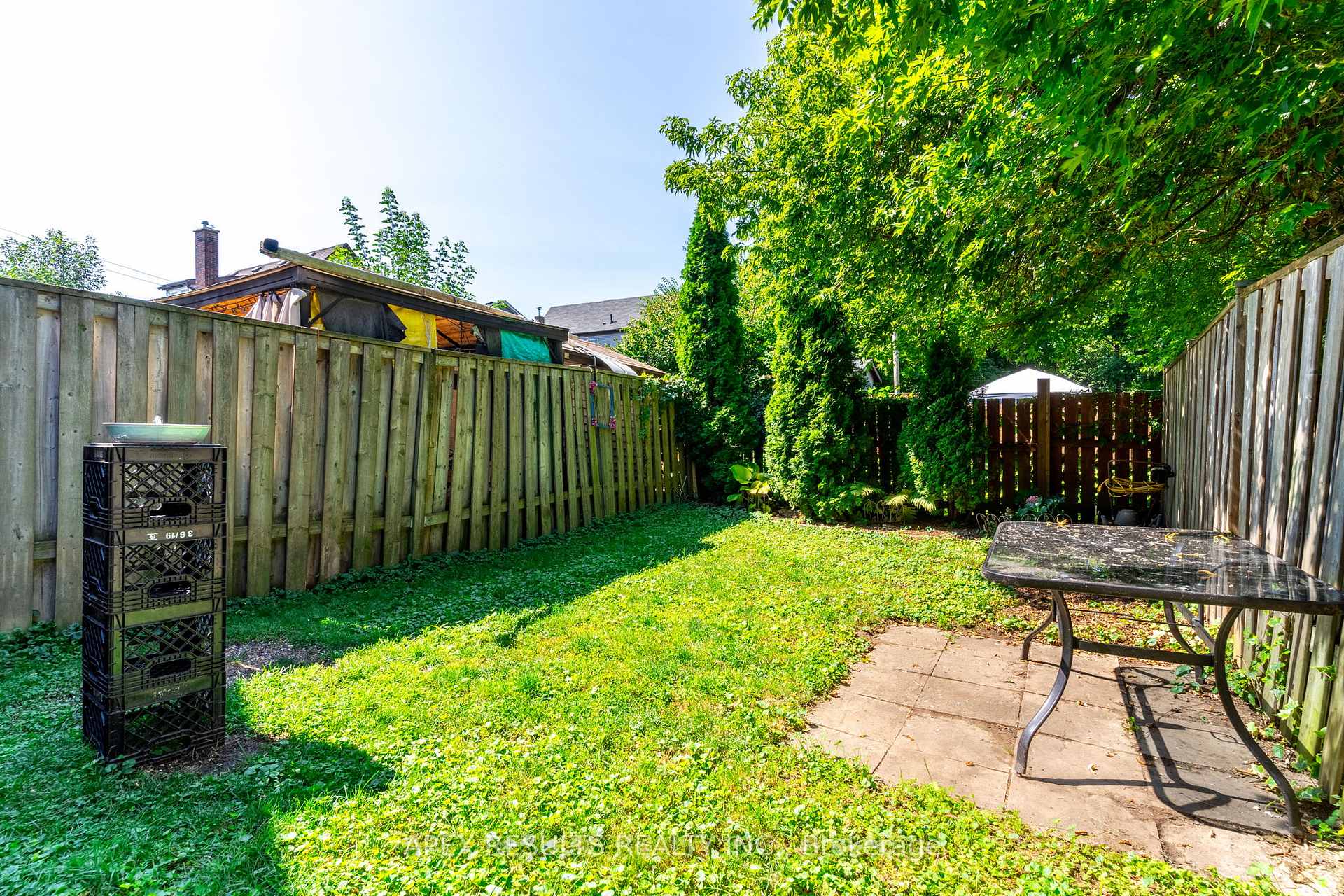Photo 34 of 563 James Street N, Hamilton, North End — HOMEH