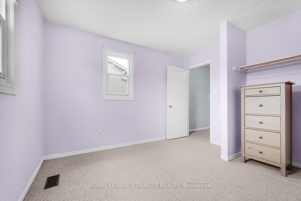 Photo 15 of 54 Parklawn Drive W, Clarington, Courtice — HOMEH