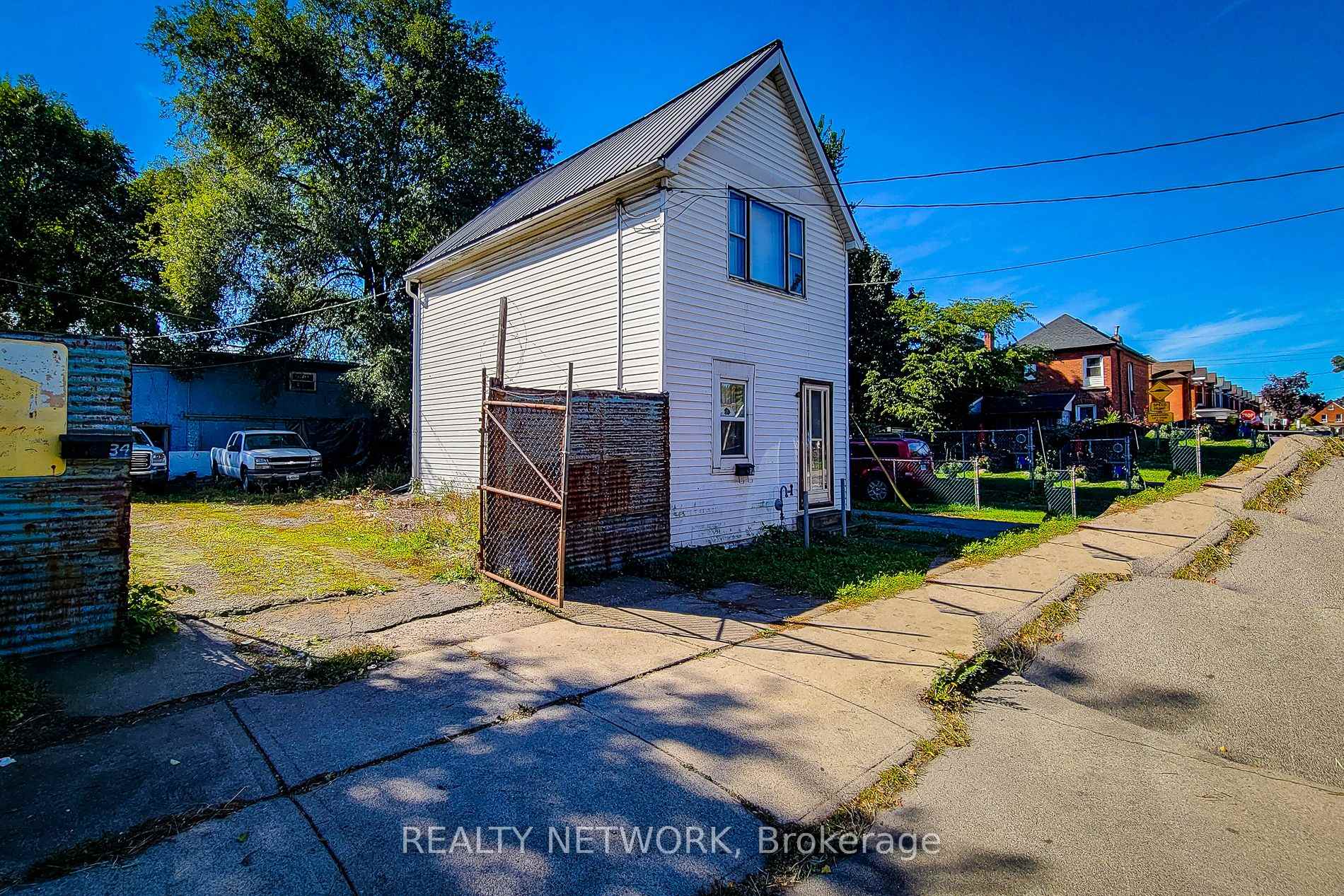 Photo 1 of 32-34 Clinton Street, Hamilton, Gibson — HOMEH