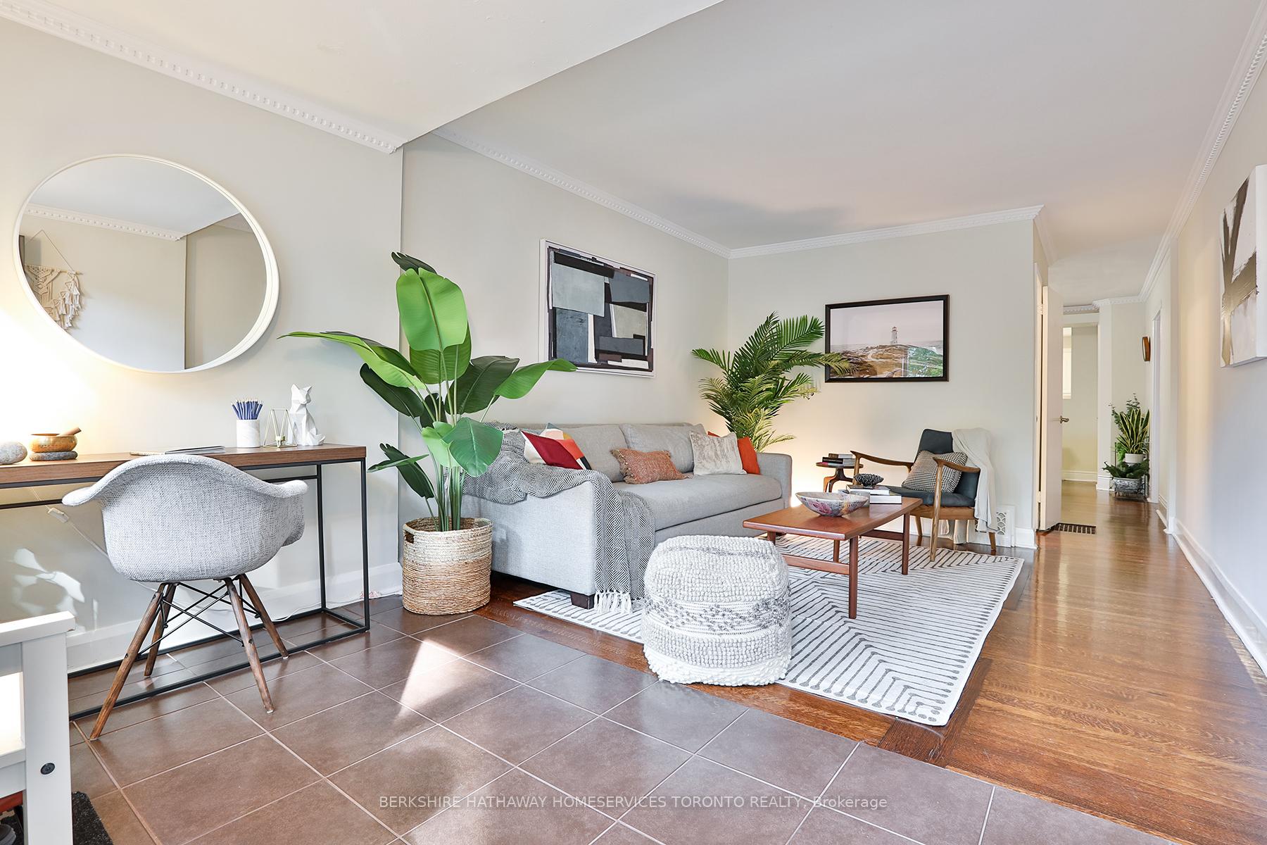 Photo 1 of 43 Golfview Avenue, Toronto, East End-Danforth — HOMEH