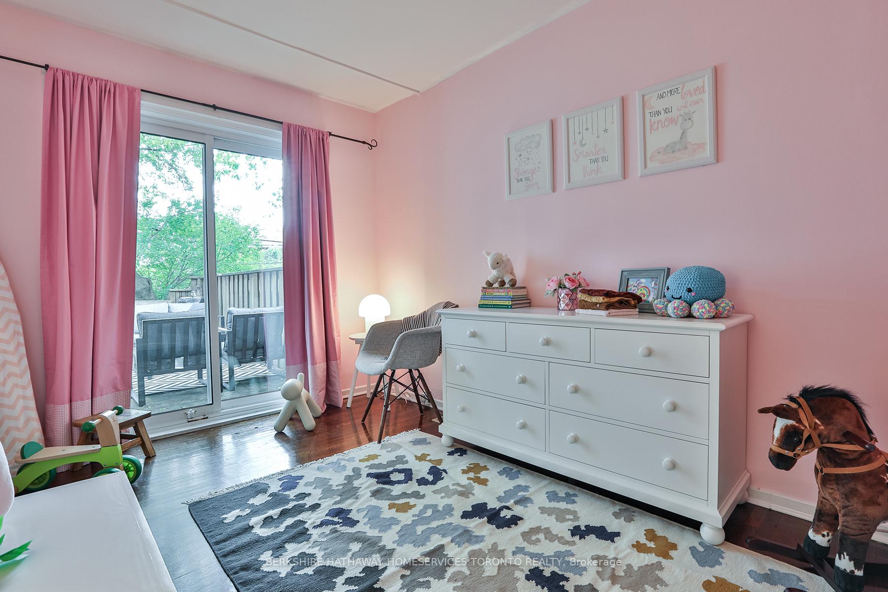 Photo 33 of 43 Golfview Avenue, Toronto, East End-Danforth — HOMEH