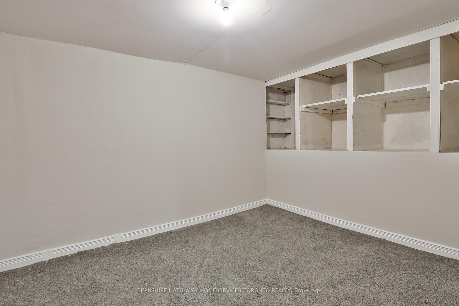 Photo 17 of 43 Golfview Avenue, Toronto, East End-Danforth — HOMEH