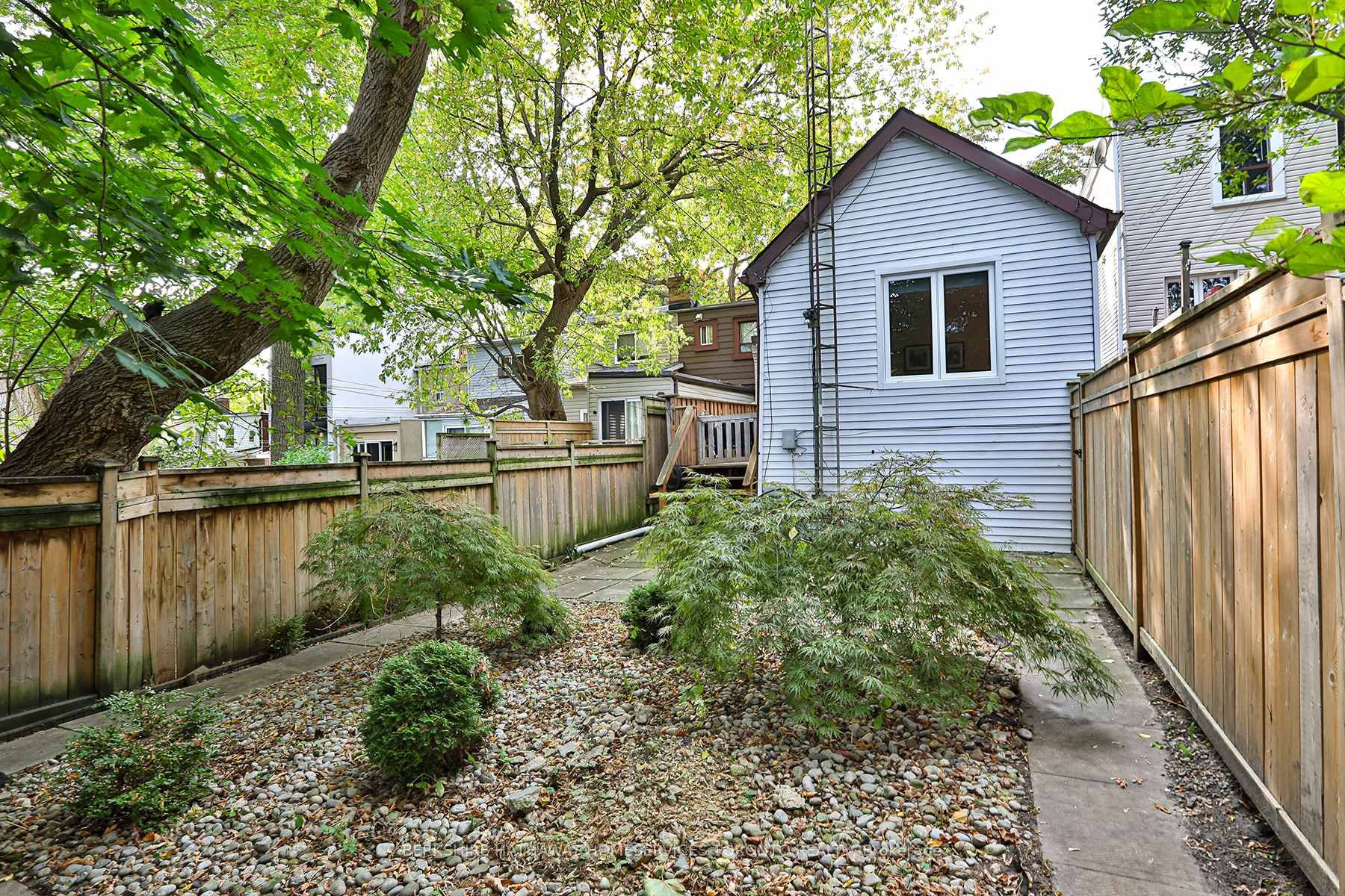 Photo 31 of 43 Golfview Avenue, Toronto, East End-Danforth — HOMEH