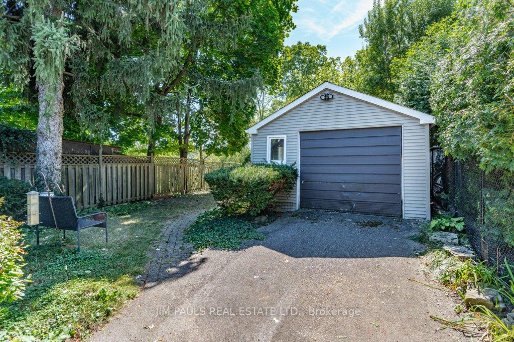 Photo 33 of 40 Union Street, Hamilton, Waterdown — HOMEH
