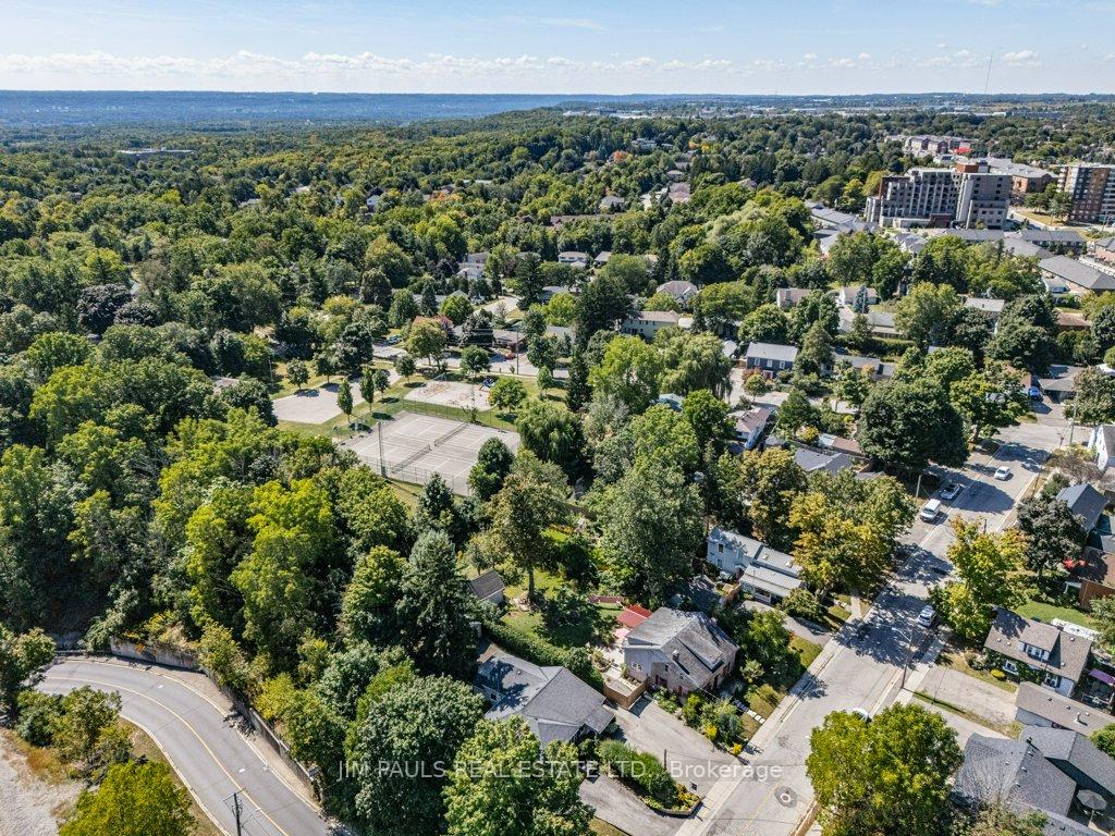 Photo 39 of 40 Union Street, Hamilton, Waterdown — HOMEH