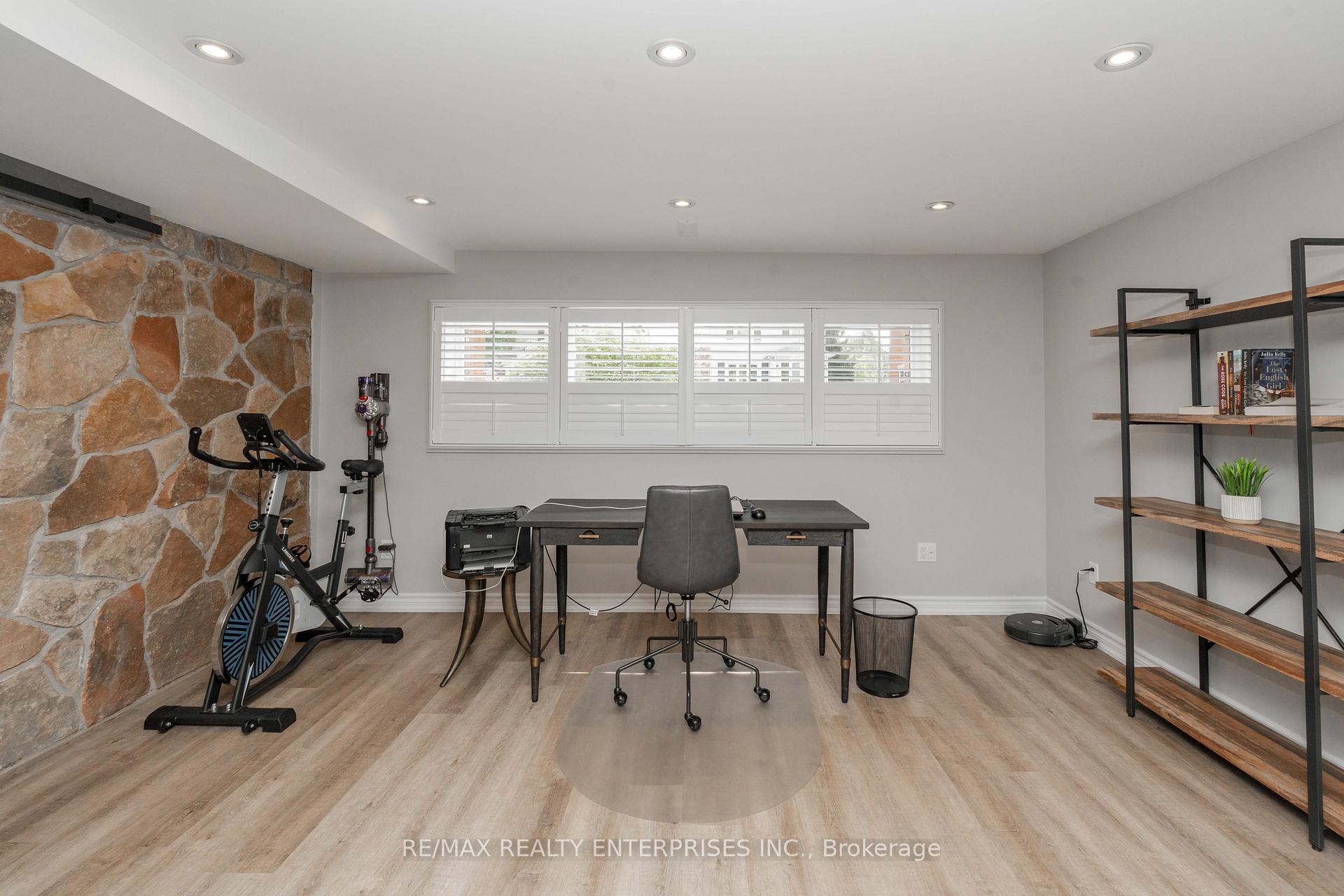 Photo 30 of 70 English Street, Brampton, Brampton West — HOMEH