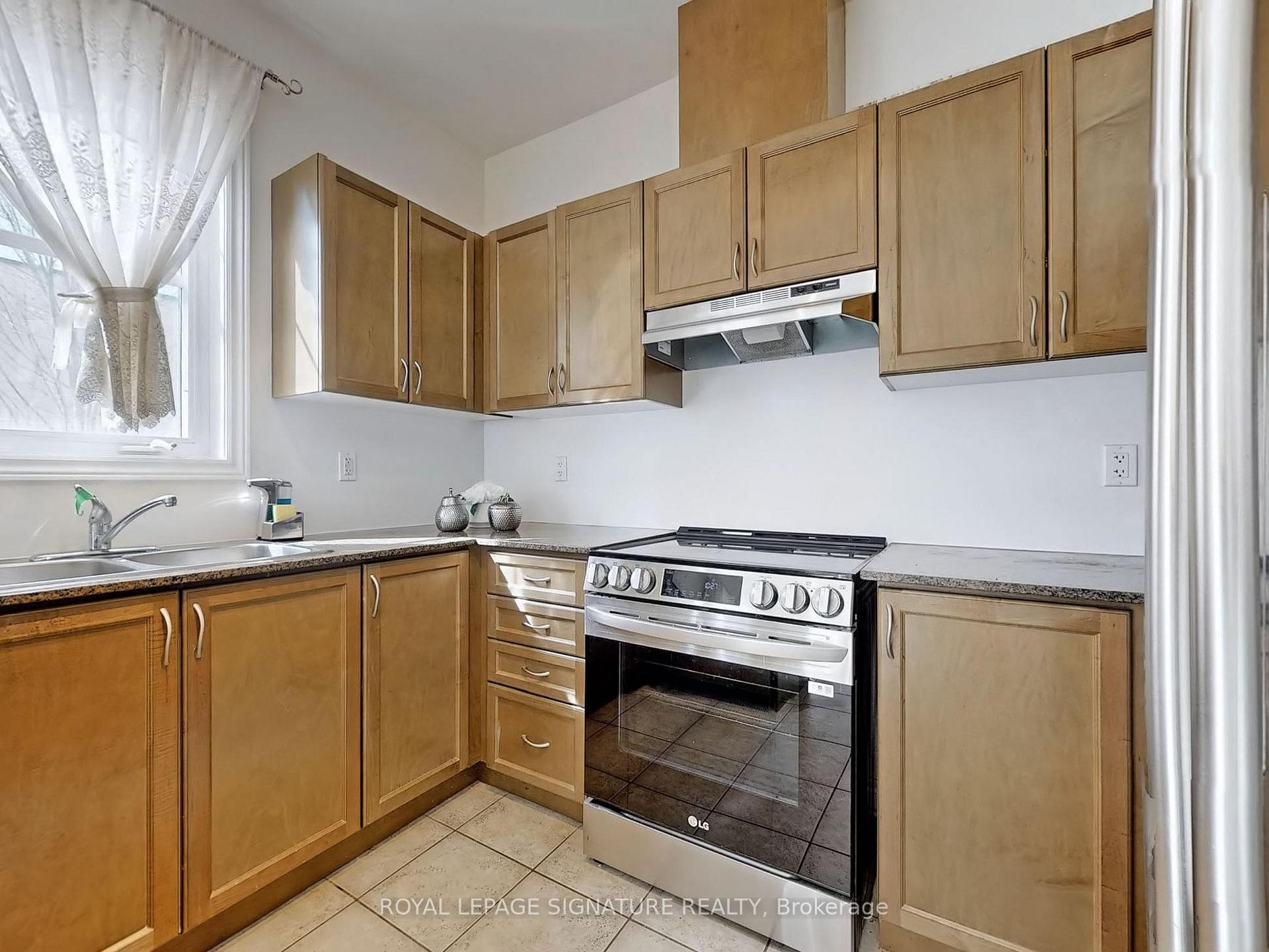 Photo 12 of 59 Princess Diana Drive, Markham, Cathedraltown — HOMEH