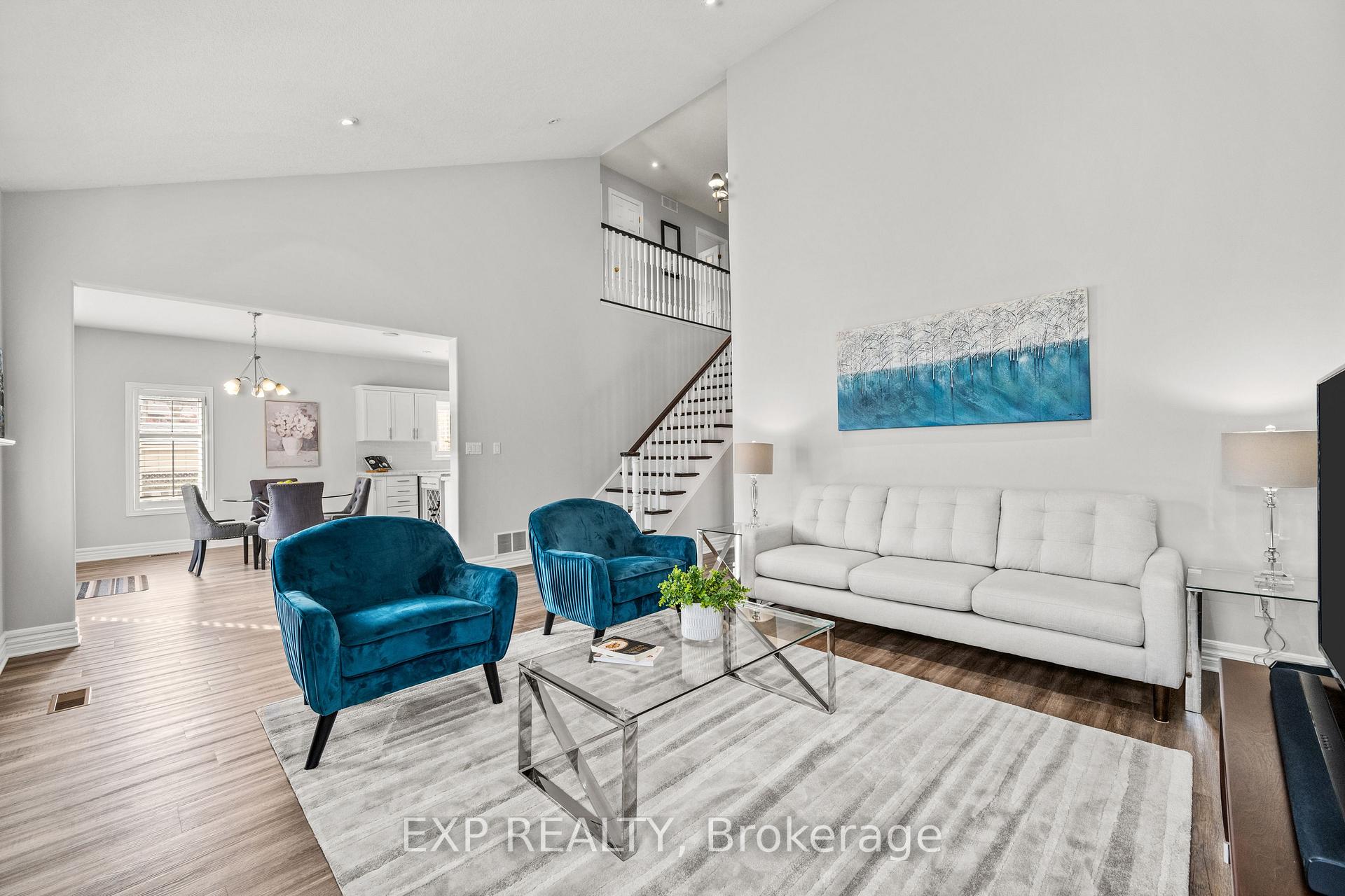 Photo 6 of 17 Hillcroft Drive, Hamilton, Stoney Creek Mountain — HOMEH